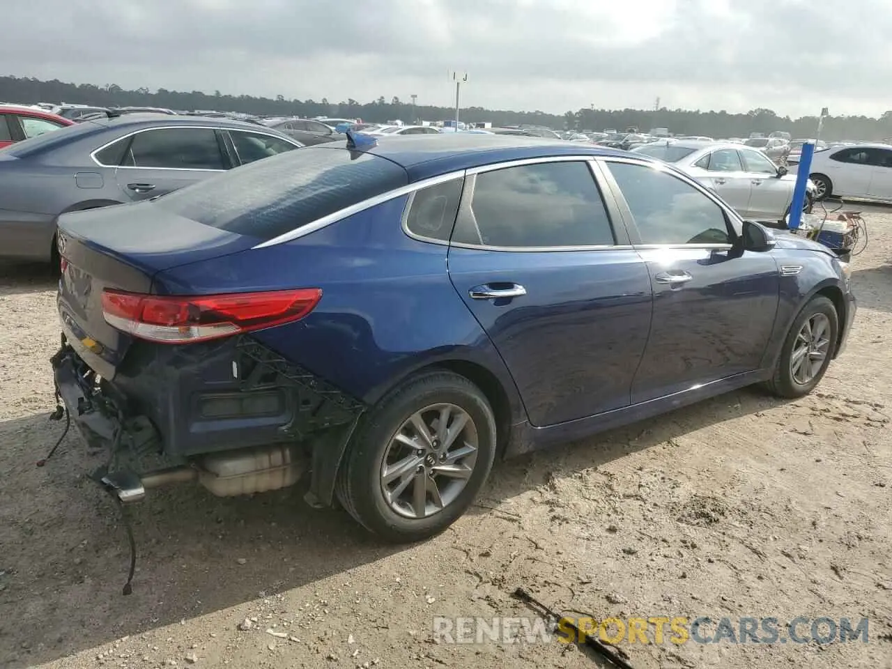3 Photograph of a damaged car 5XXGT4L37KG276020 KIA OPTIMA 2019