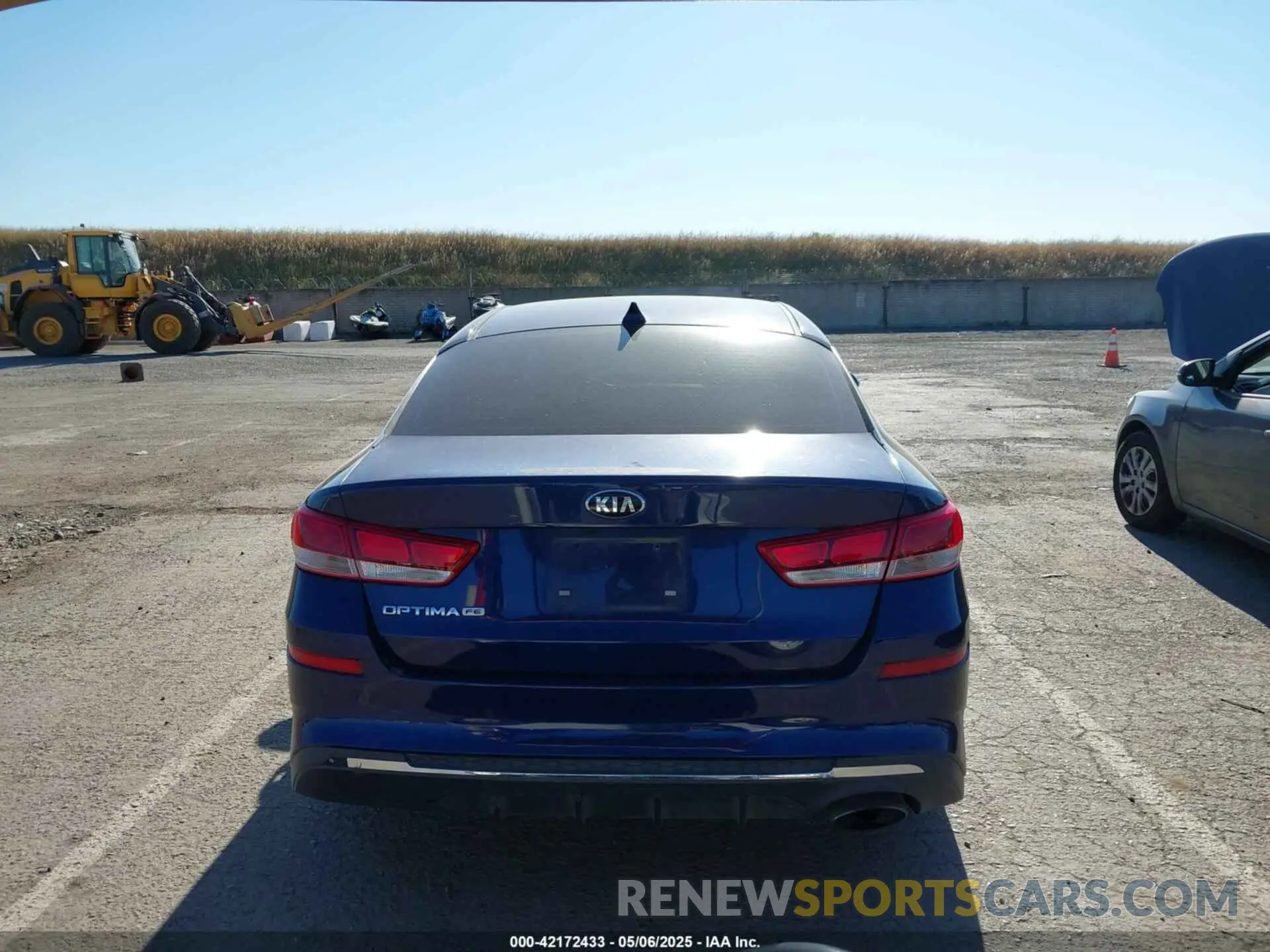 15 Photograph of a damaged car 5XXGT4L37KG277717 KIA OPTIMA 2019