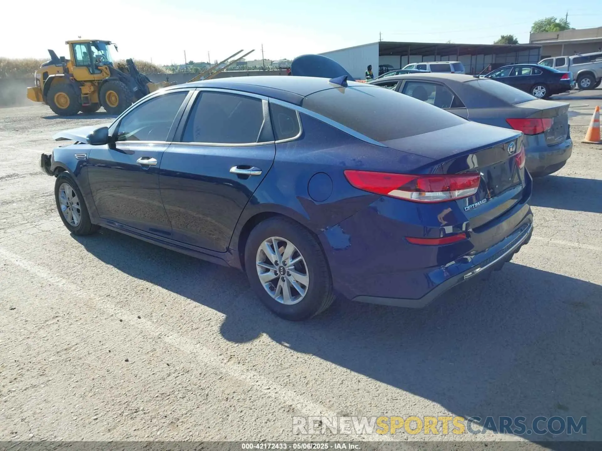 3 Photograph of a damaged car 5XXGT4L37KG277717 KIA OPTIMA 2019