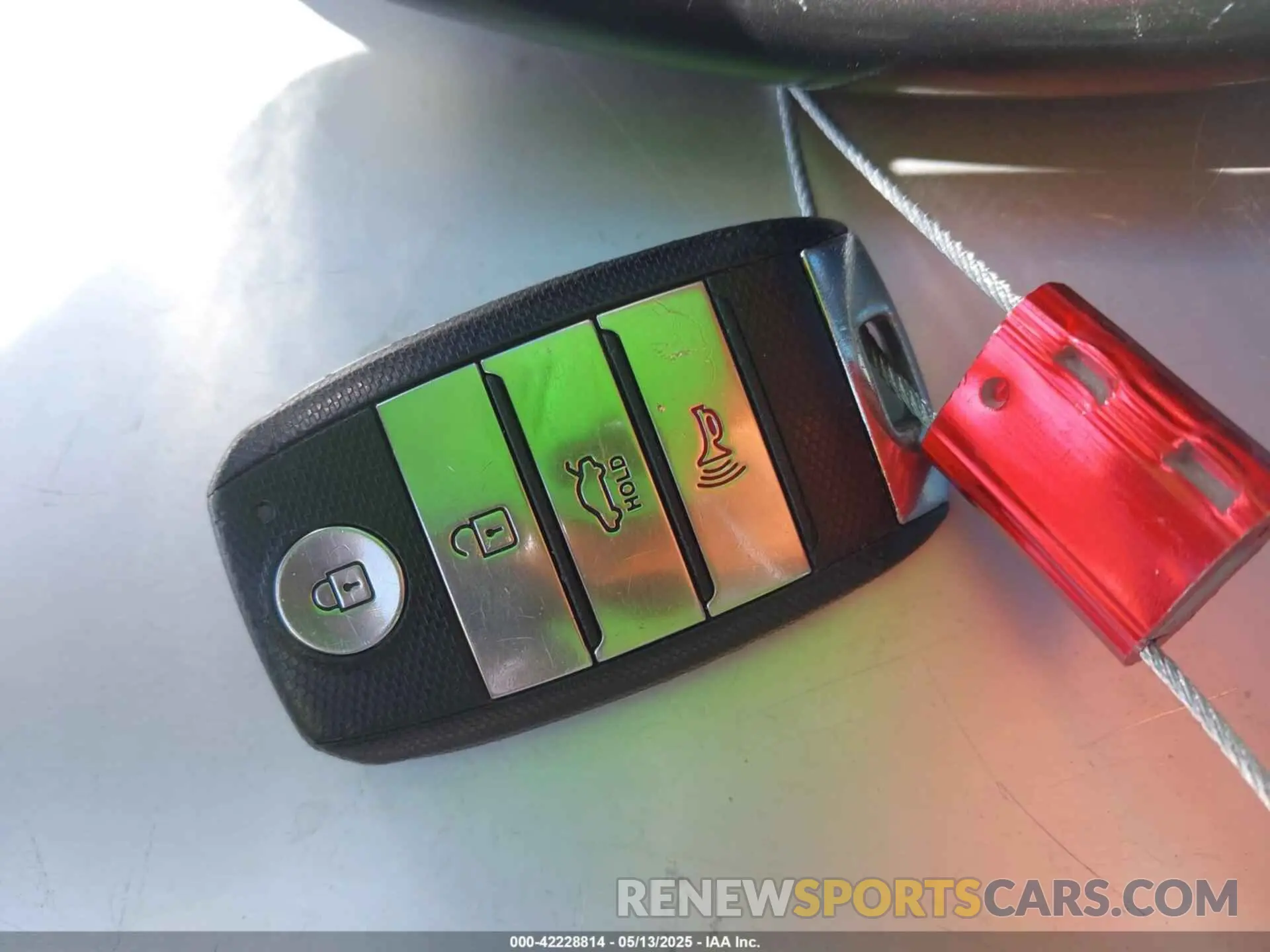 11 Photograph of a damaged car 5XXGT4L37KG279788 KIA OPTIMA 2019