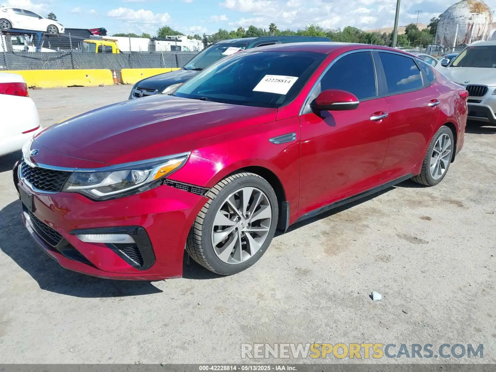 2 Photograph of a damaged car 5XXGT4L37KG279788 KIA OPTIMA 2019