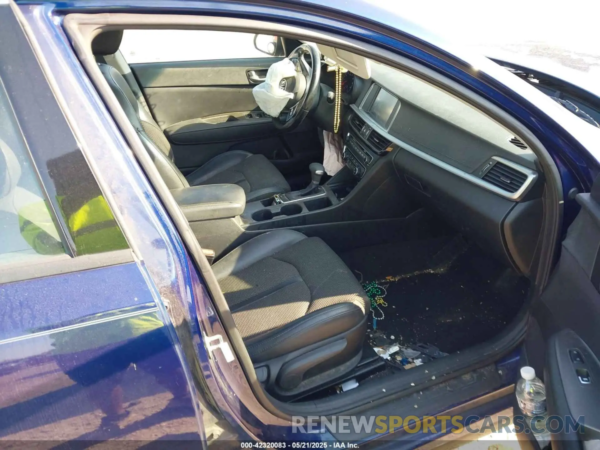 5 Photograph of a damaged car 5XXGT4L37KG289897 KIA OPTIMA 2019