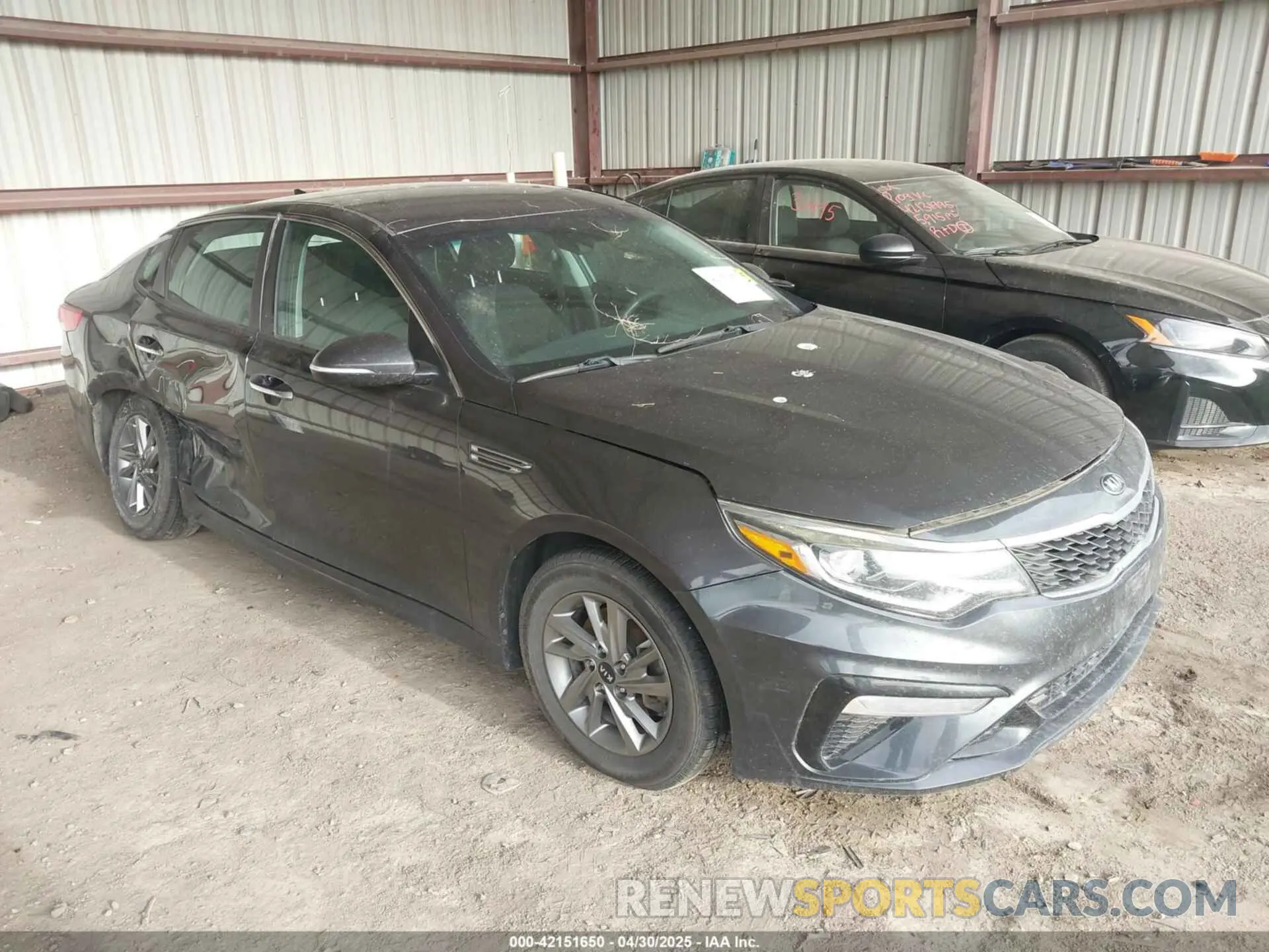 1 Photograph of a damaged car 5XXGT4L37KG293349 KIA OPTIMA 2019