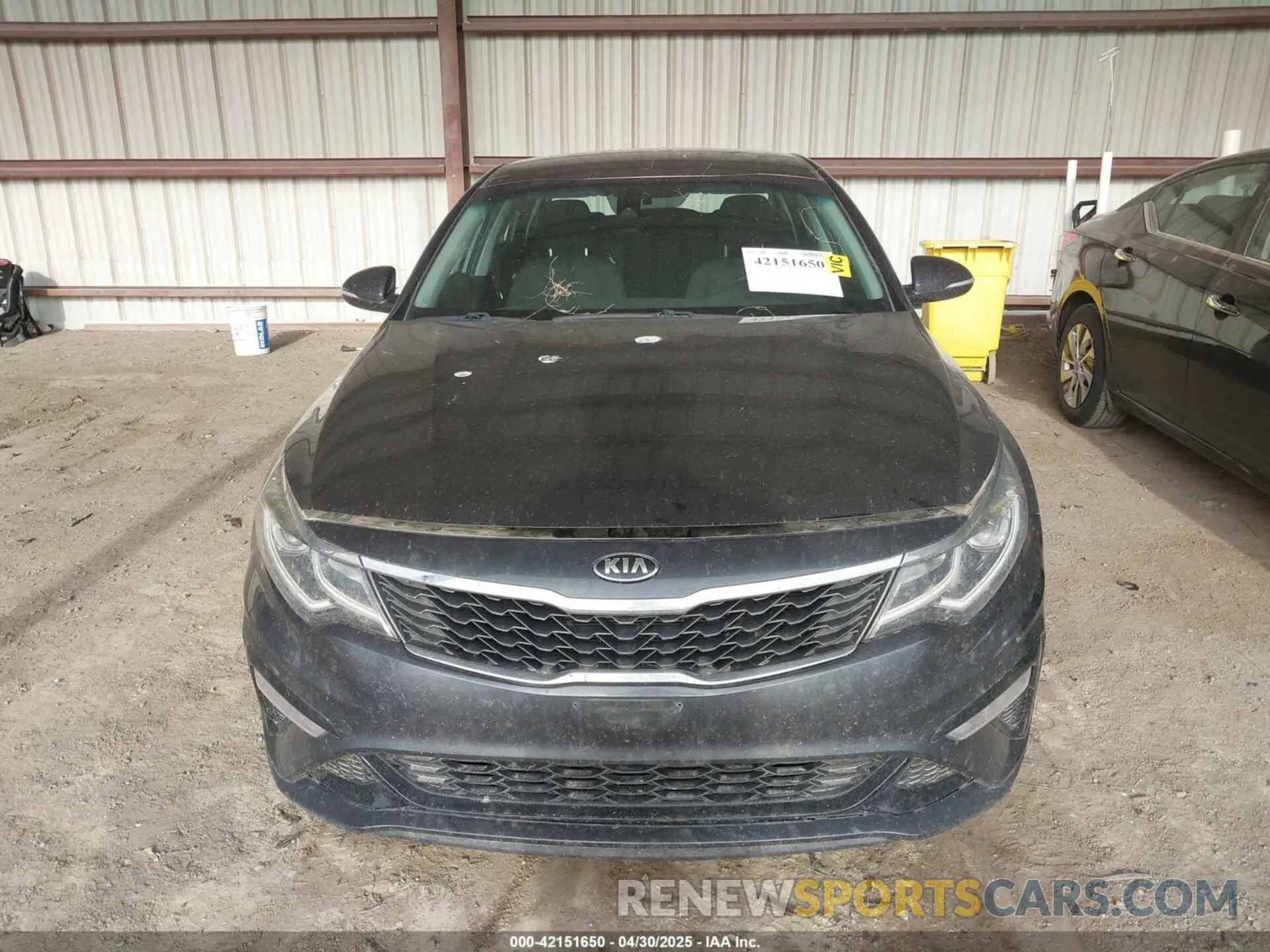 11 Photograph of a damaged car 5XXGT4L37KG293349 KIA OPTIMA 2019