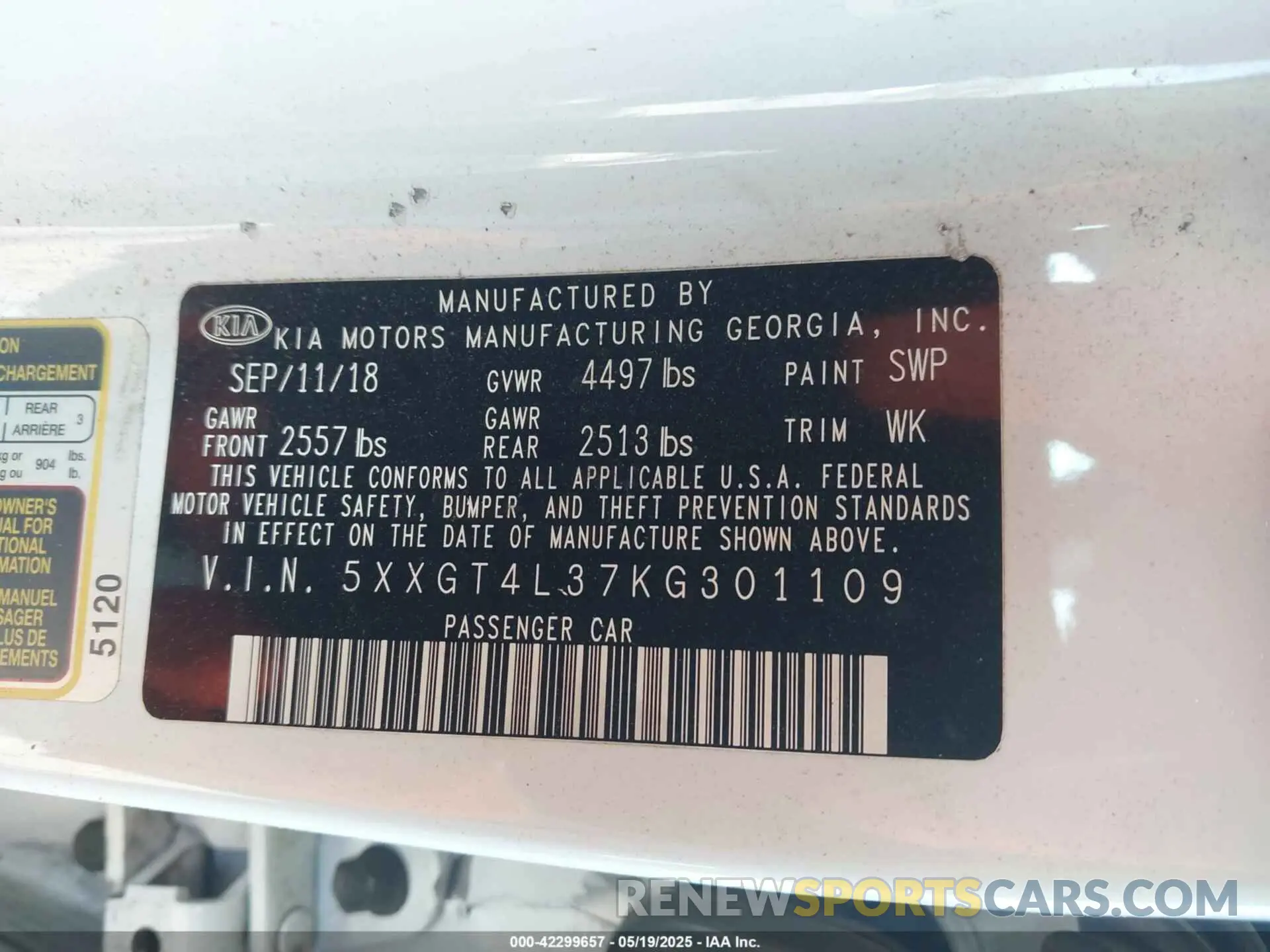 9 Photograph of a damaged car 5XXGT4L37KG301109 KIA OPTIMA 2019