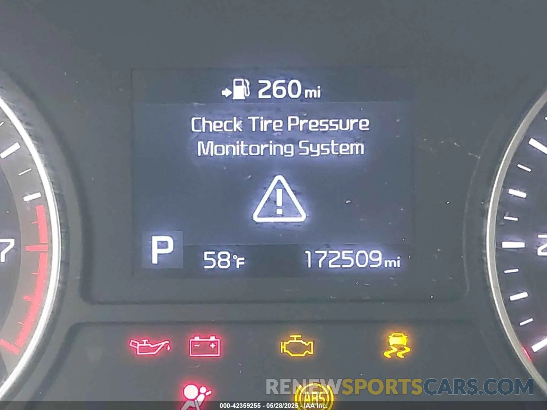 15 Photograph of a damaged car 5XXGT4L37KG301594 KIA OPTIMA 2019