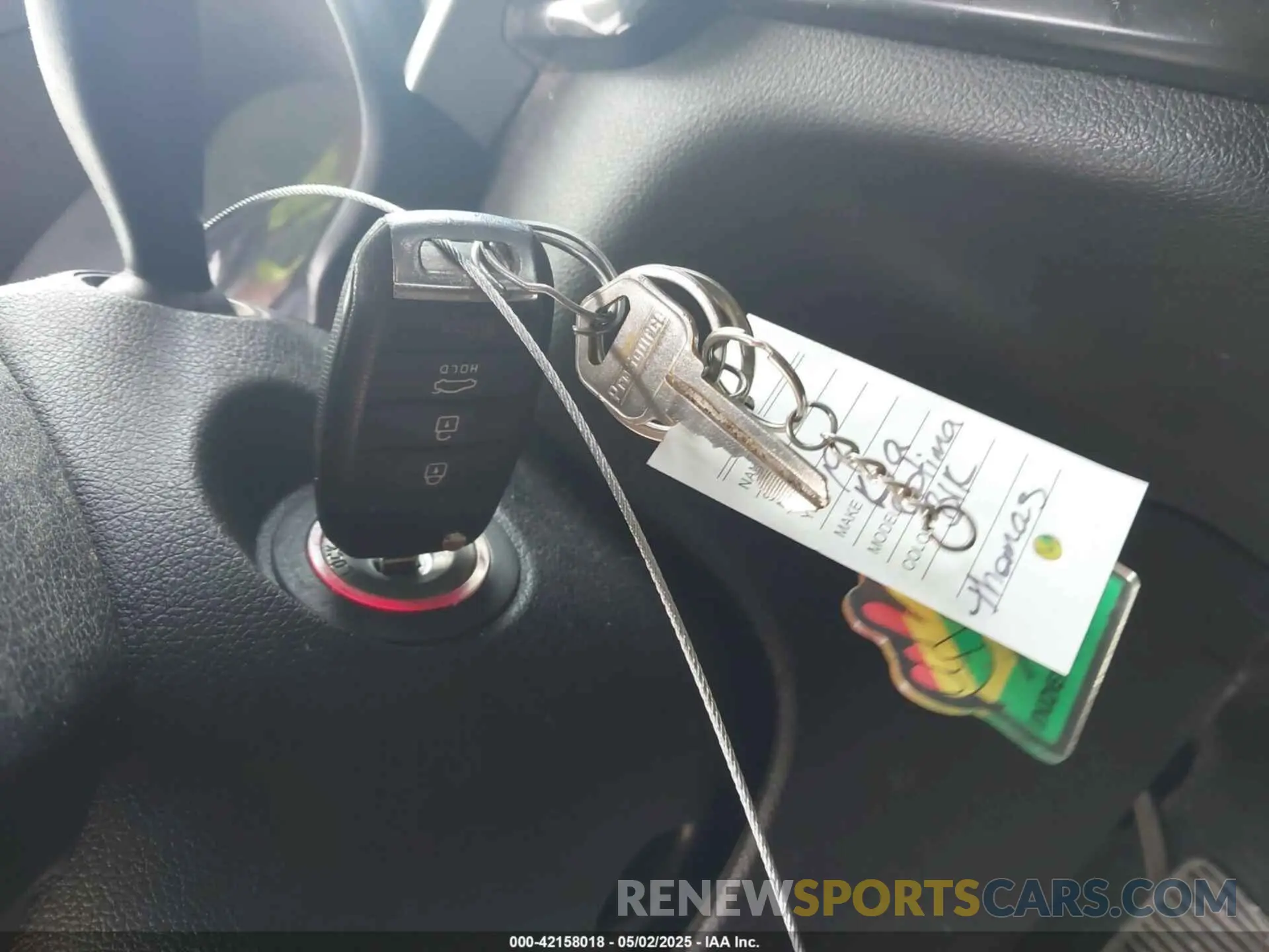 11 Photograph of a damaged car 5XXGT4L37KG308223 KIA OPTIMA 2019