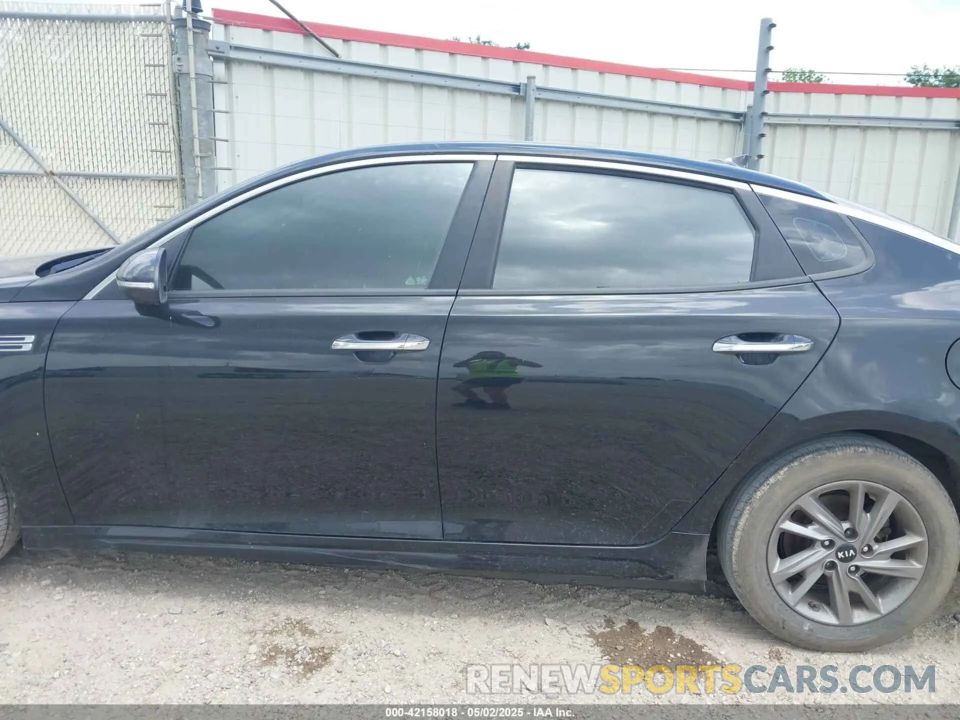 14 Photograph of a damaged car 5XXGT4L37KG308223 KIA OPTIMA 2019