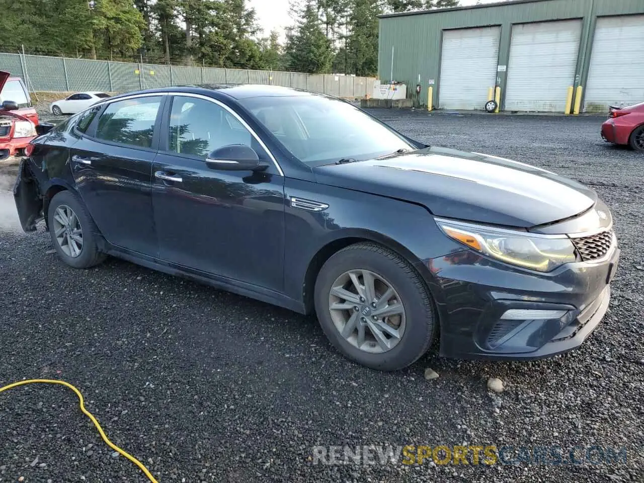 4 Photograph of a damaged car 5XXGT4L37KG312949 KIA OPTIMA 2019