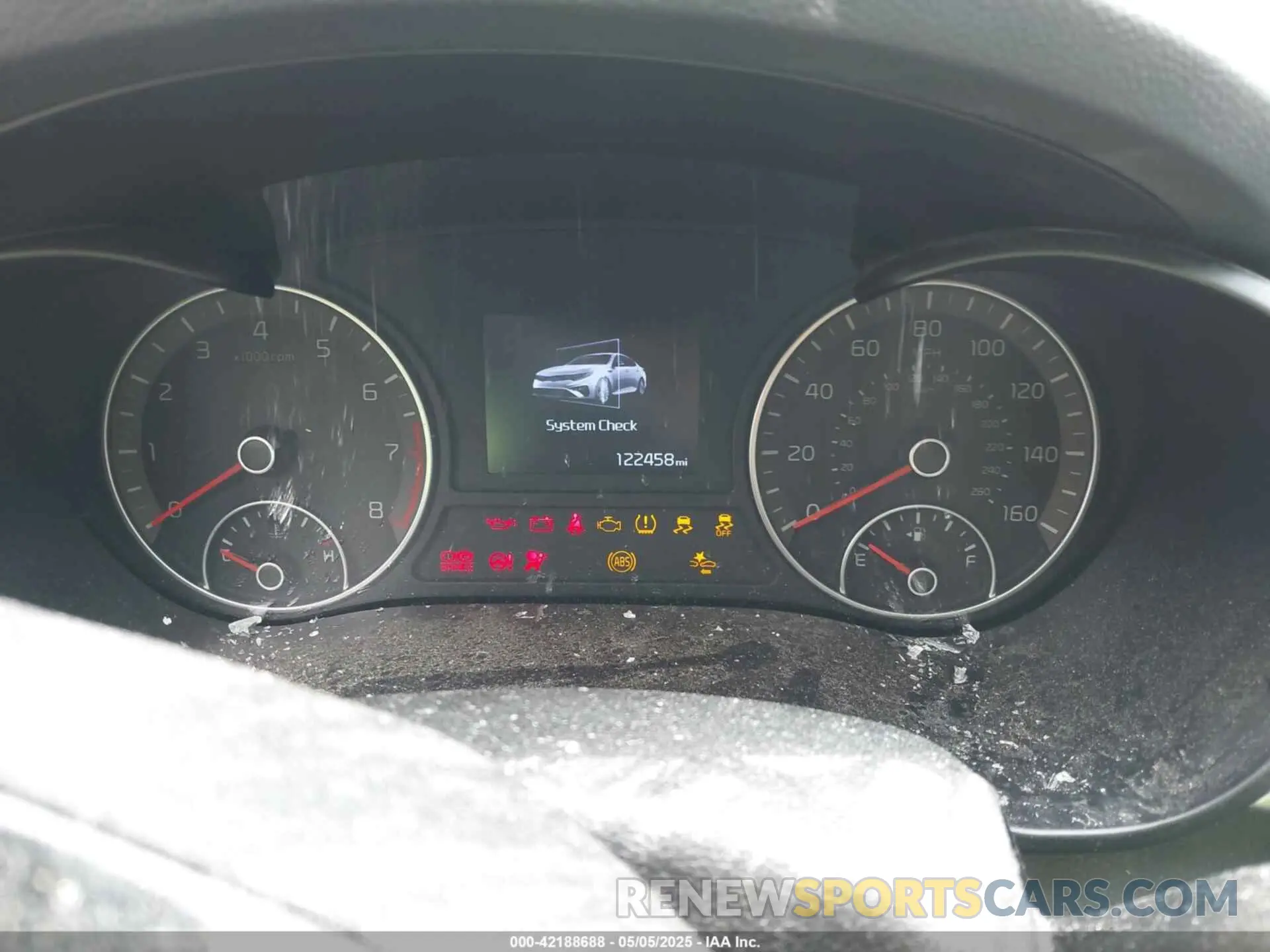 7 Photograph of a damaged car 5XXGT4L37KG320260 KIA OPTIMA 2019