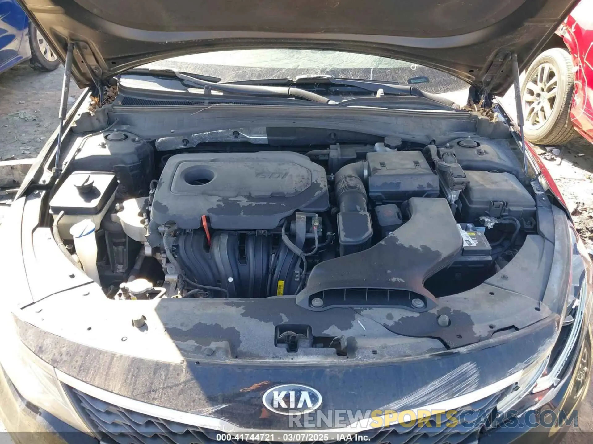 10 Photograph of a damaged car 5XXGT4L37KG321862 KIA OPTIMA 2019
