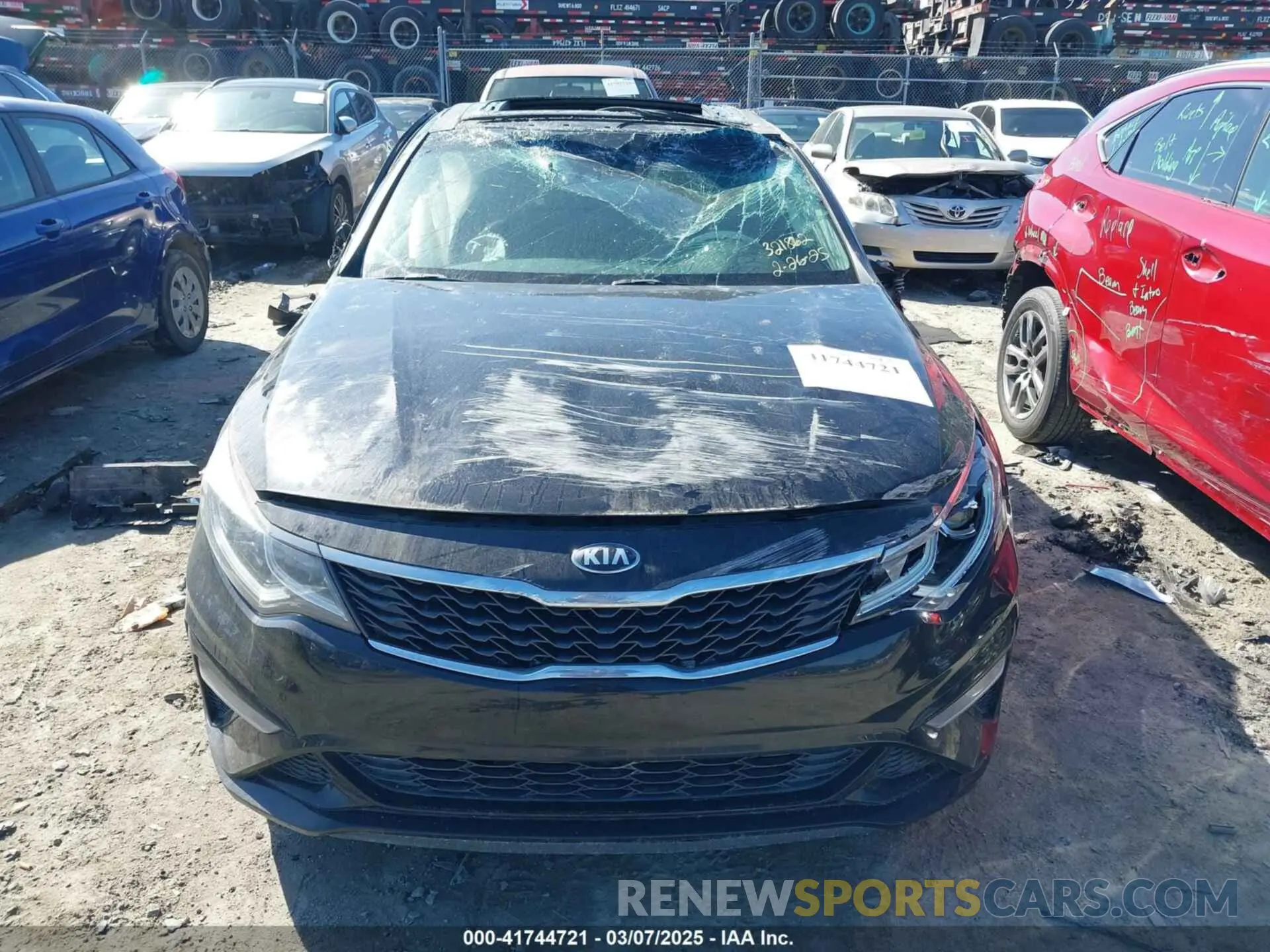 12 Photograph of a damaged car 5XXGT4L37KG321862 KIA OPTIMA 2019