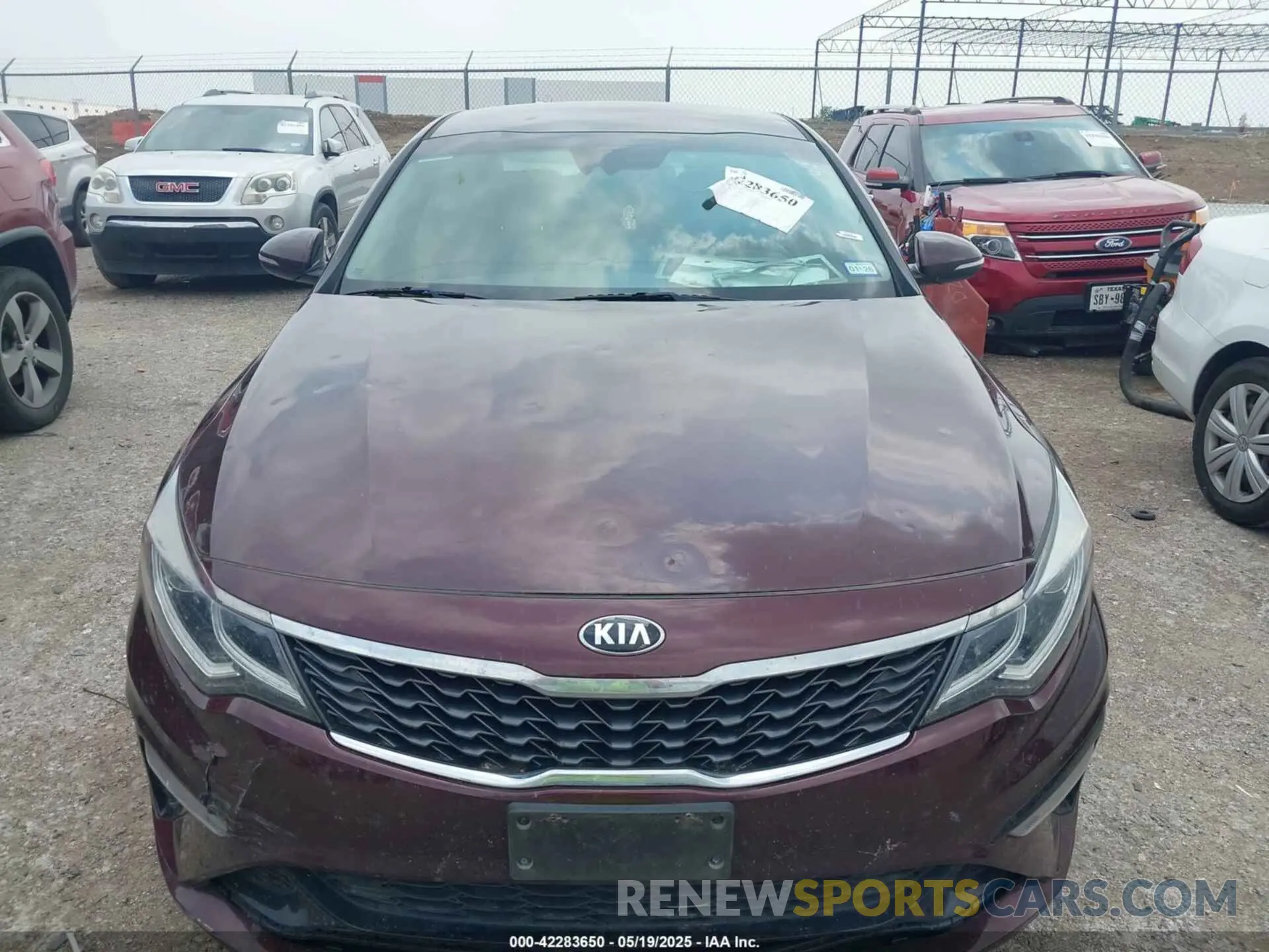 12 Photograph of a damaged car 5XXGT4L37KG336118 KIA OPTIMA 2019