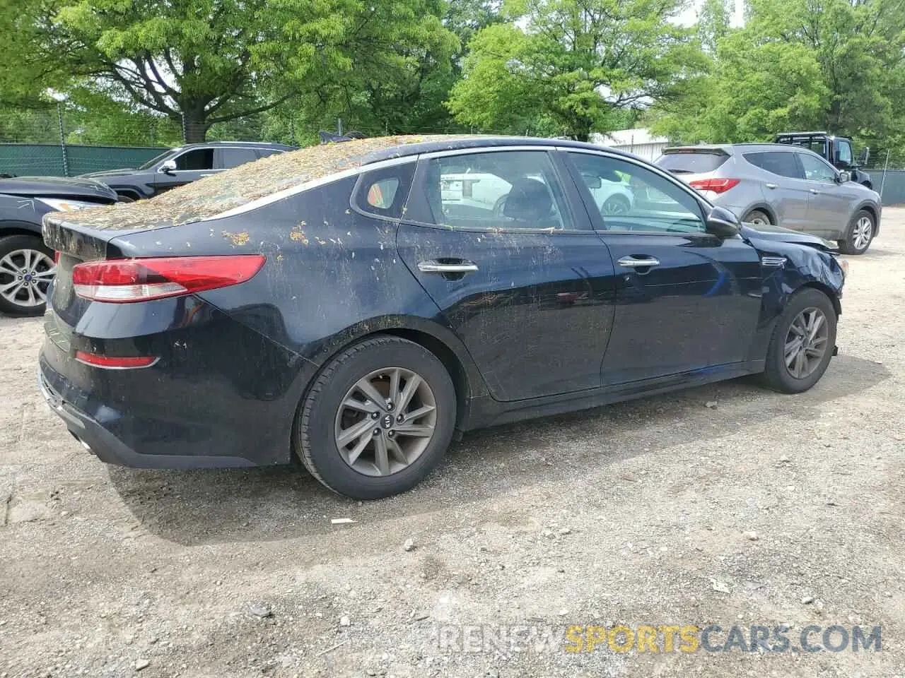 3 Photograph of a damaged car 5XXGT4L37KG344414 KIA OPTIMA 2019