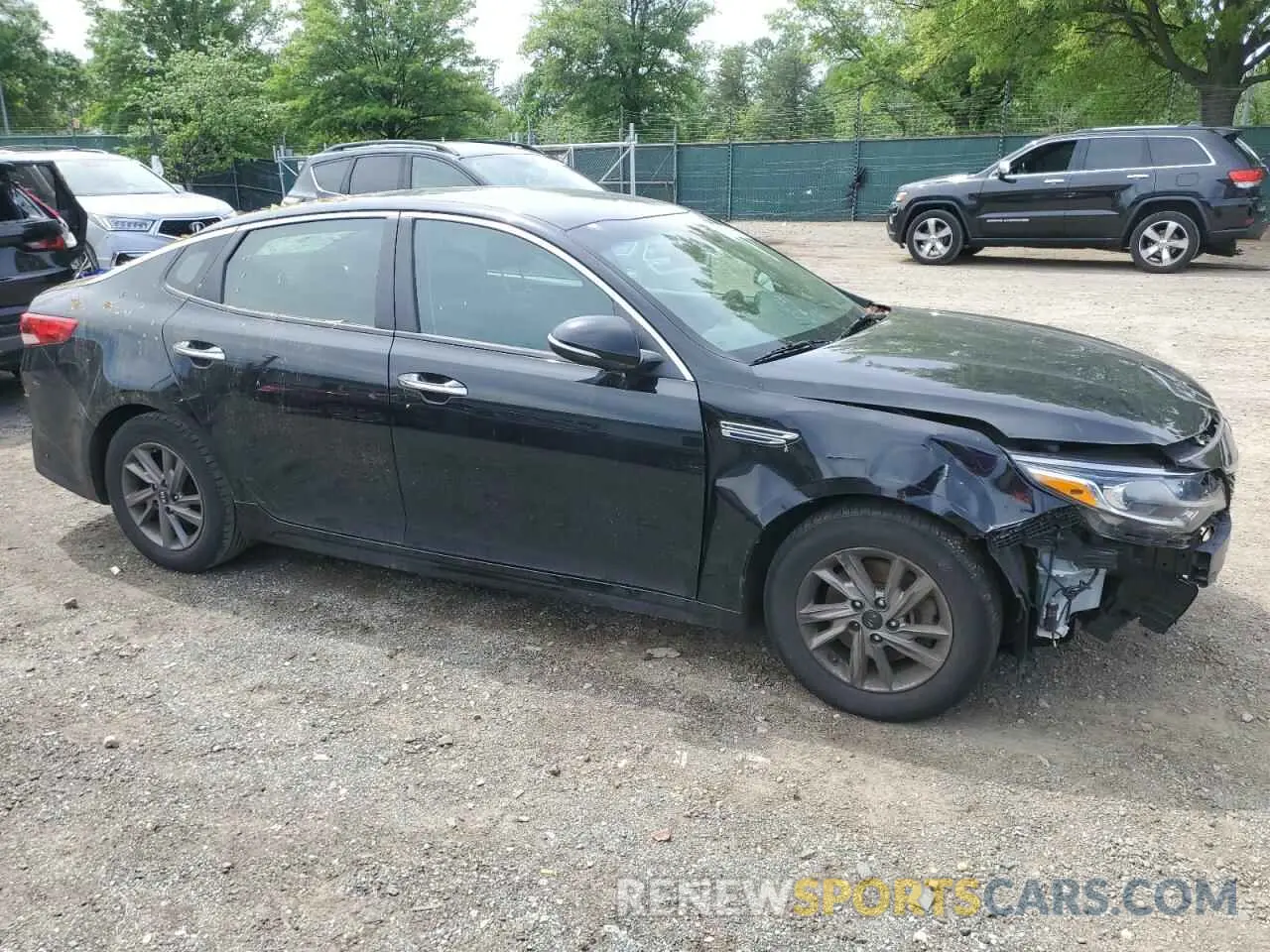 4 Photograph of a damaged car 5XXGT4L37KG344414 KIA OPTIMA 2019