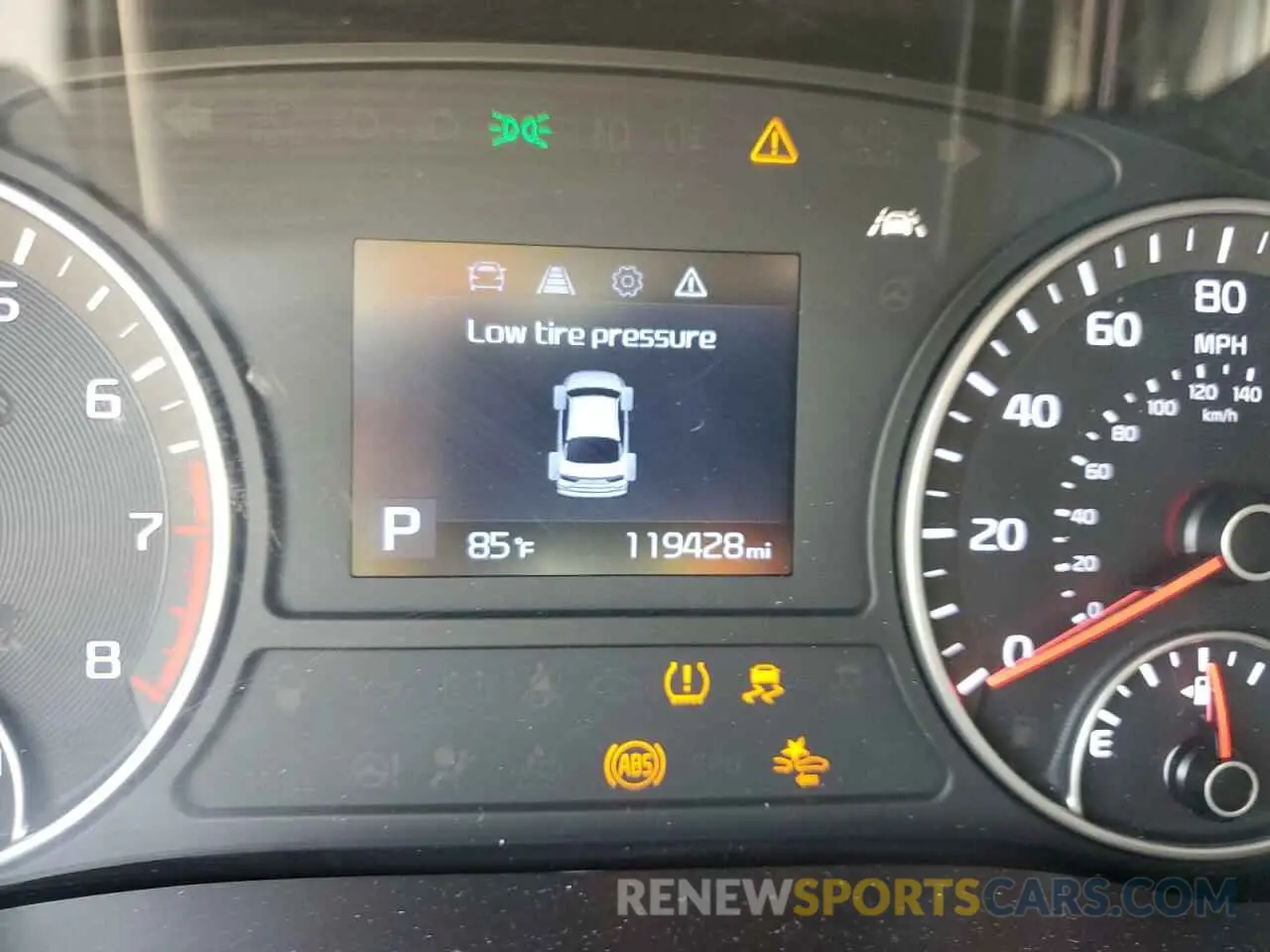 9 Photograph of a damaged car 5XXGT4L37KG347118 KIA OPTIMA 2019