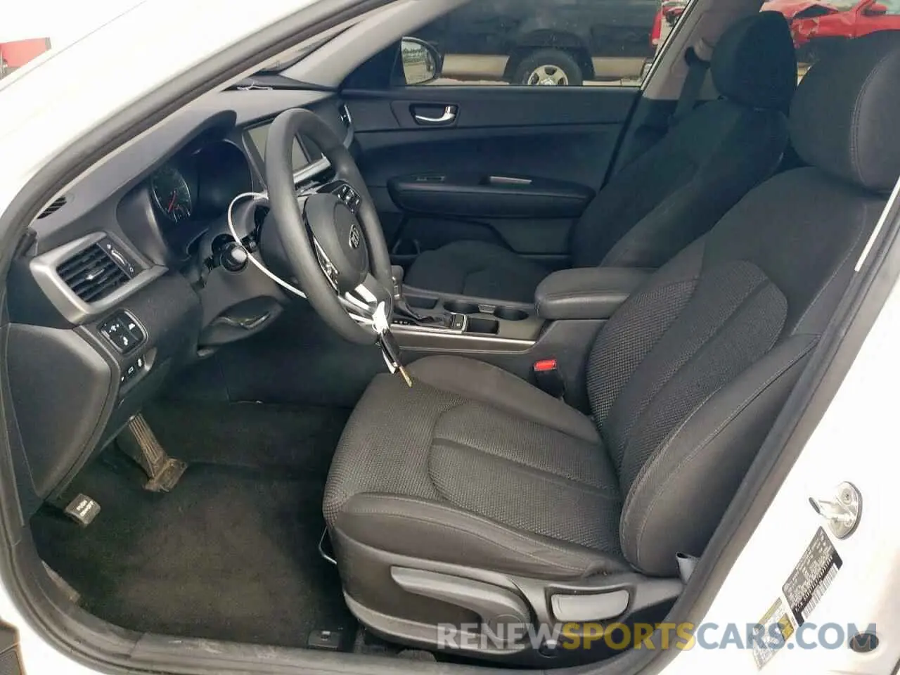 7 Photograph of a damaged car 5XXGT4L37KG351086 KIA OPTIMA 2019