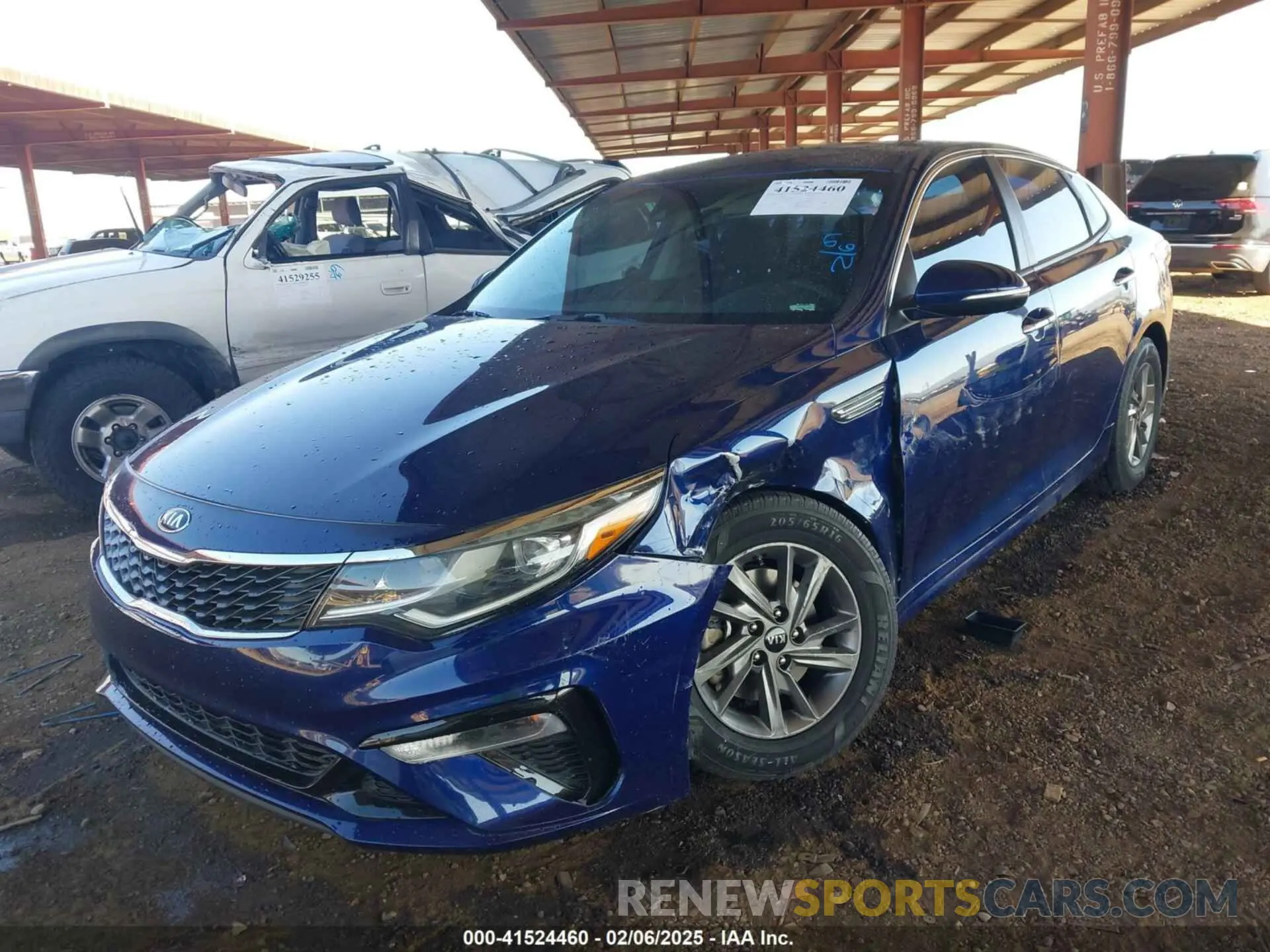 2 Photograph of a damaged car 5XXGT4L37KG353274 KIA OPTIMA 2019