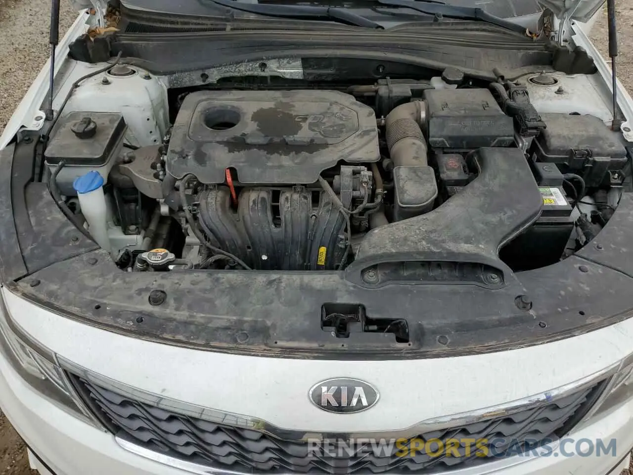 11 Photograph of a damaged car 5XXGT4L37KG357339 KIA OPTIMA 2019