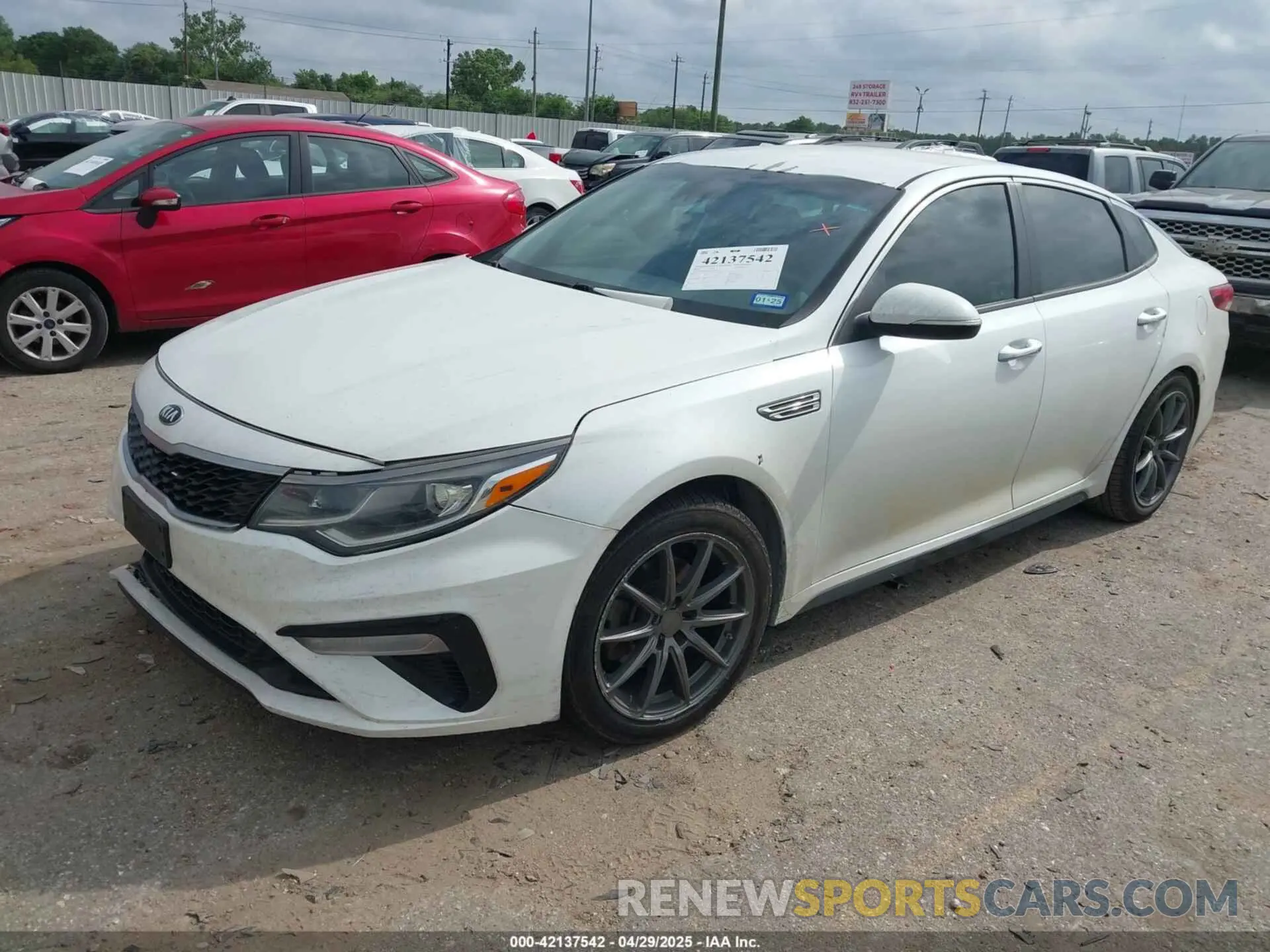 2 Photograph of a damaged car 5XXGT4L37KG361231 KIA OPTIMA 2019