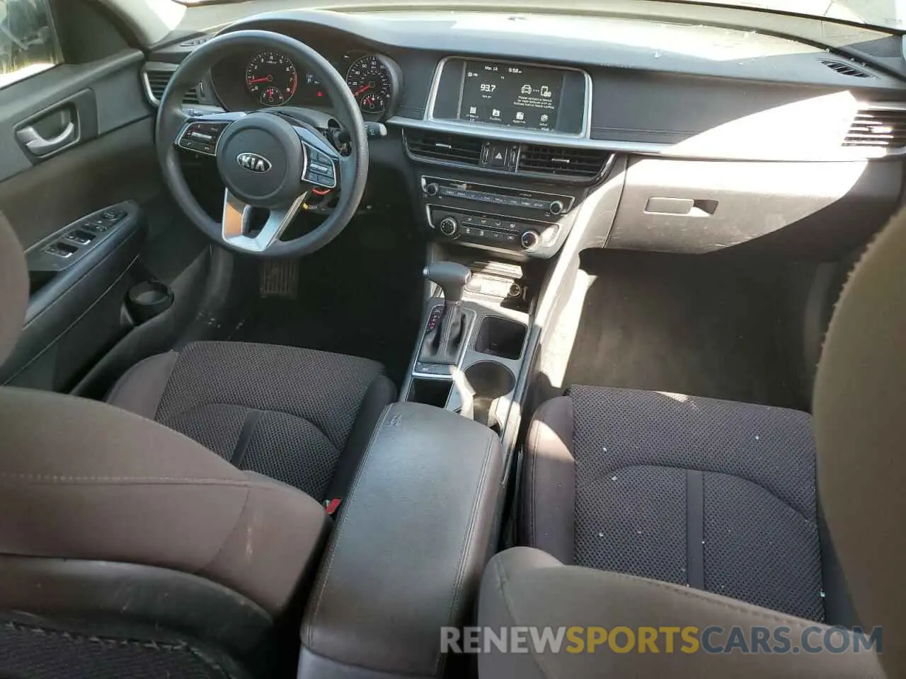 8 Photograph of a damaged car 5XXGT4L37KG362587 KIA OPTIMA 2019