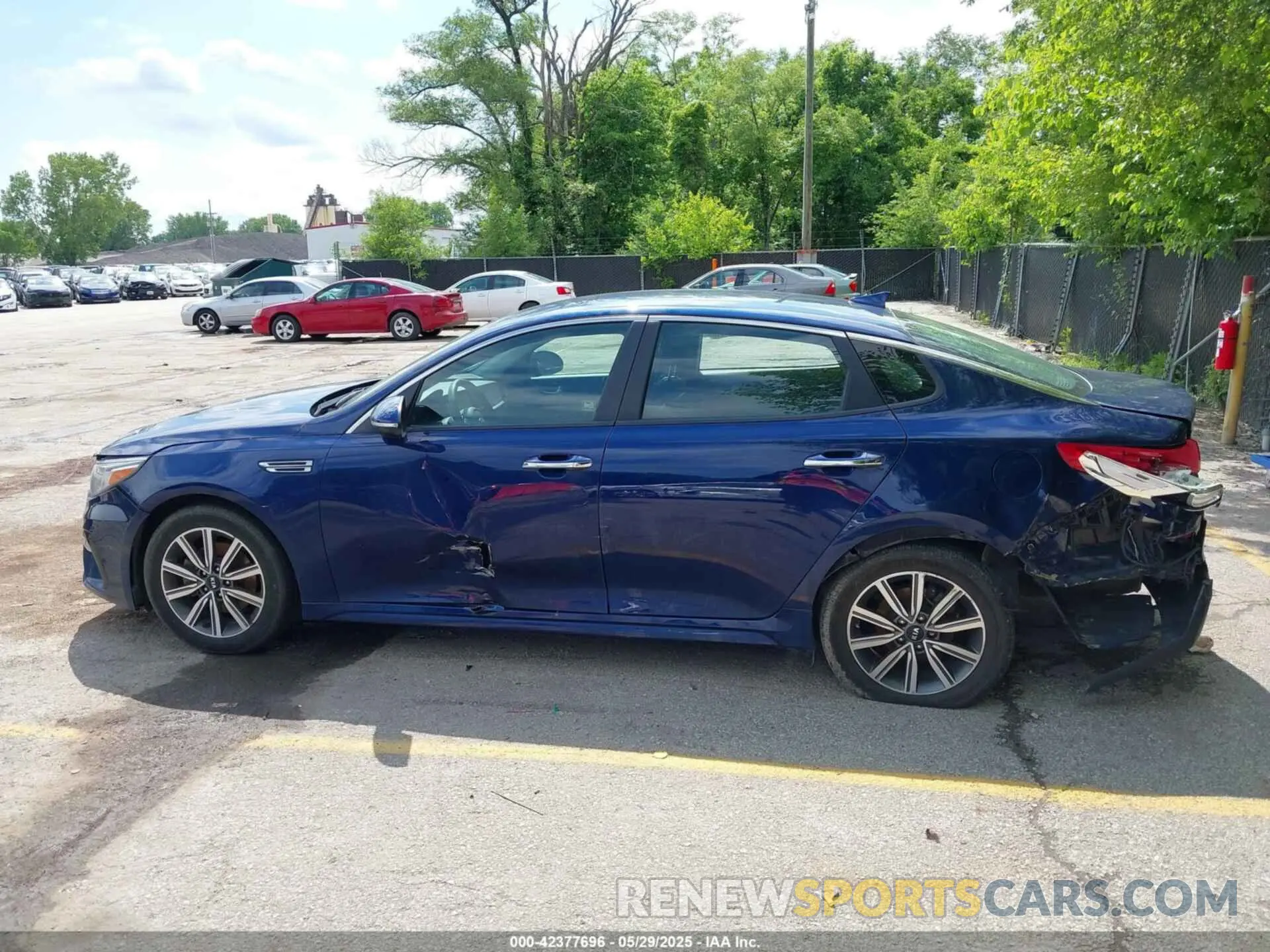 14 Photograph of a damaged car 5XXGT4L37KG362816 KIA OPTIMA 2019