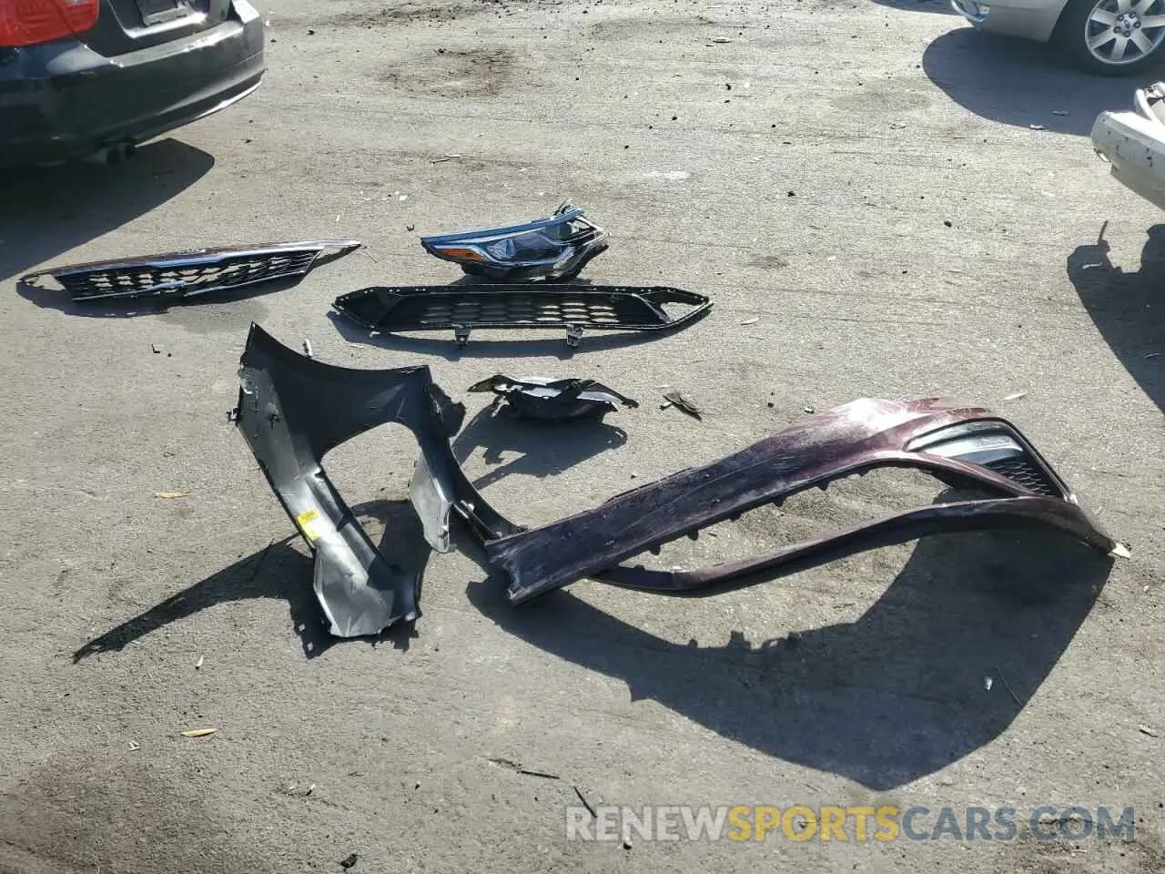 12 Photograph of a damaged car 5XXGT4L37KG365487 KIA OPTIMA 2019
