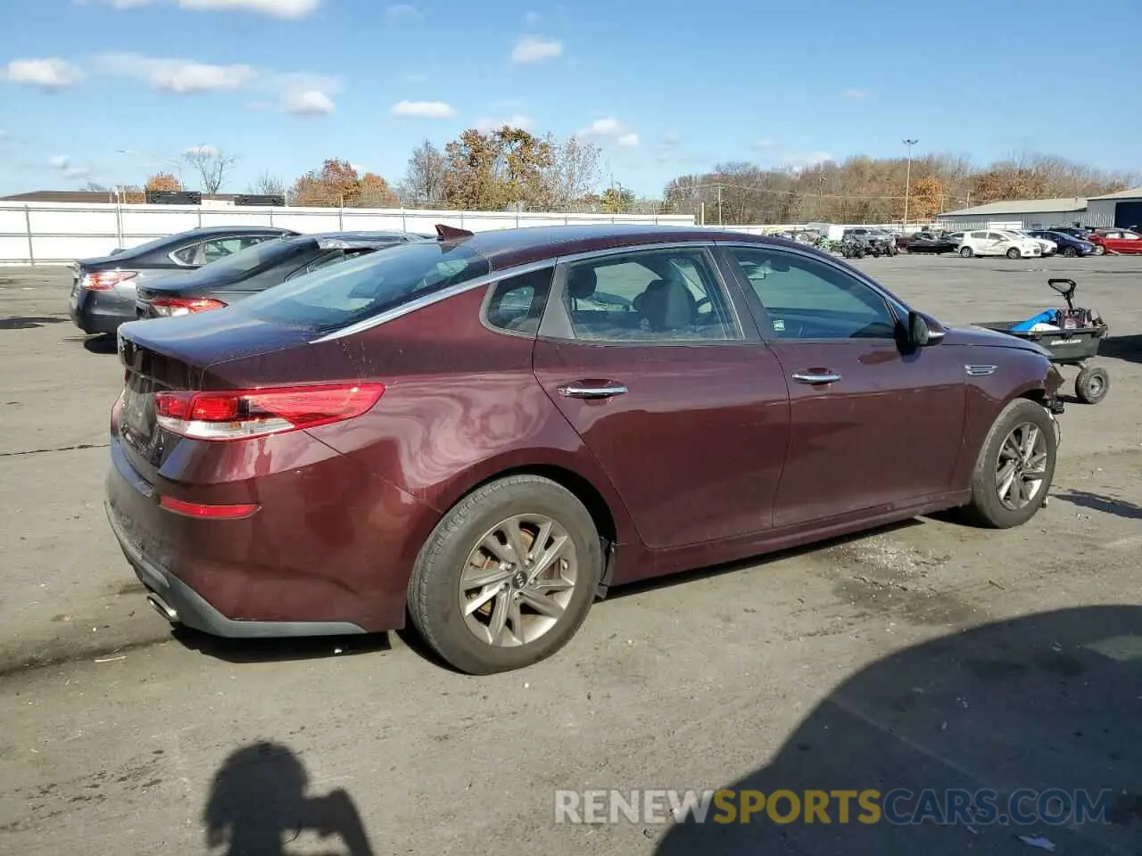 3 Photograph of a damaged car 5XXGT4L37KG365487 KIA OPTIMA 2019