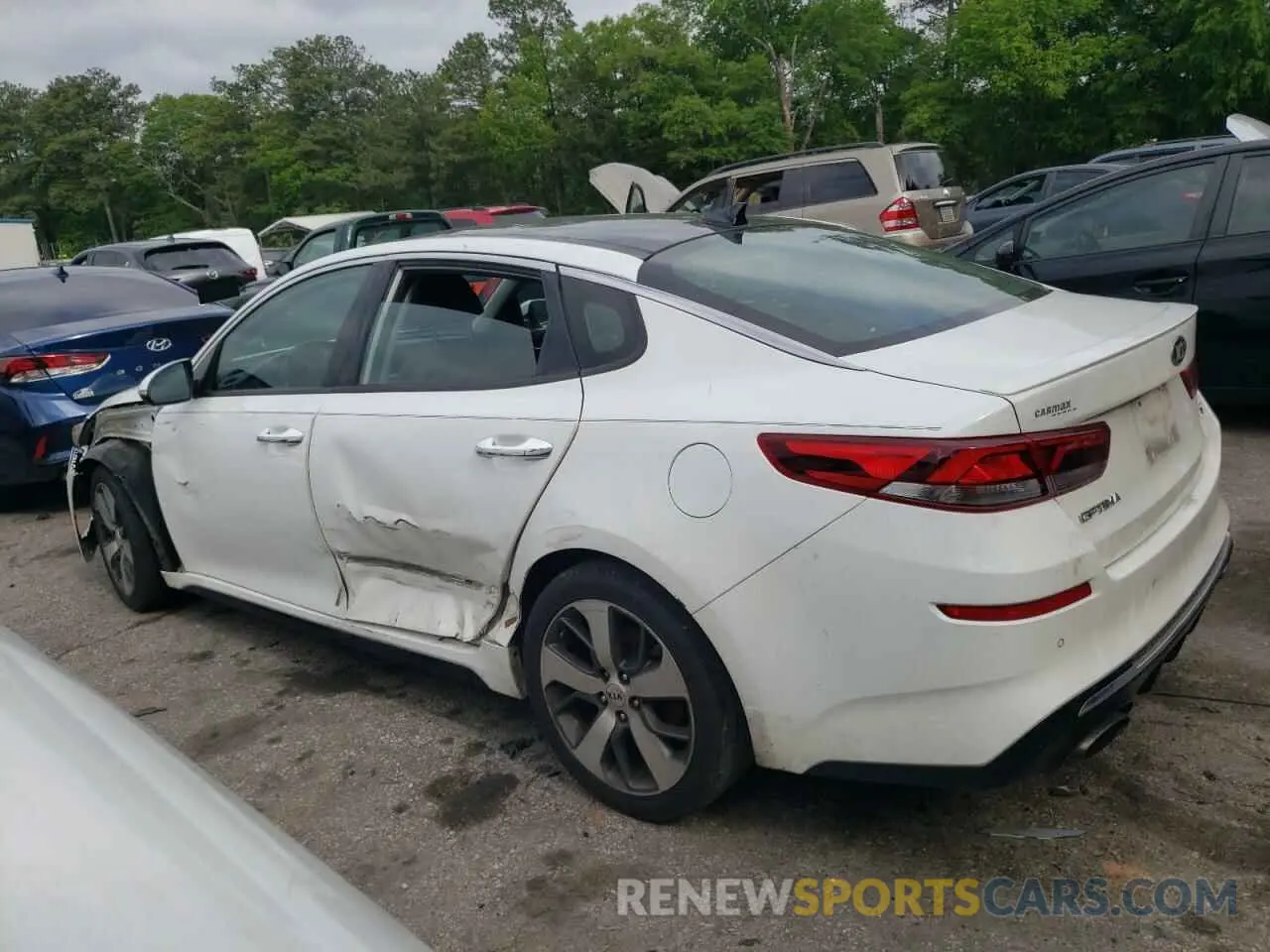2 Photograph of a damaged car 5XXGT4L37KG377641 KIA OPTIMA 2019