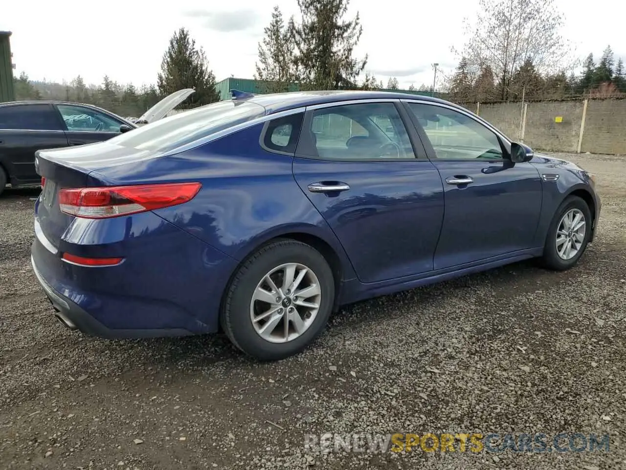 3 Photograph of a damaged car 5XXGT4L38KG275720 KIA OPTIMA 2019