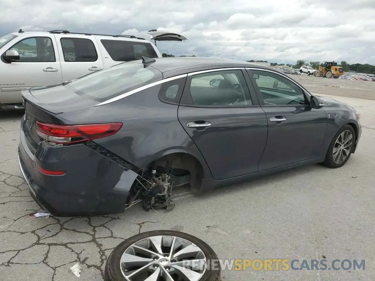 3 Photograph of a damaged car 5XXGT4L38KG280464 KIA OPTIMA 2019