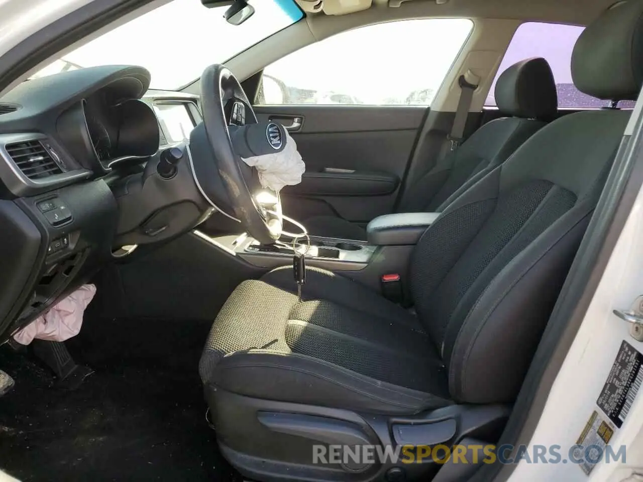 7 Photograph of a damaged car 5XXGT4L38KG281551 KIA OPTIMA 2019