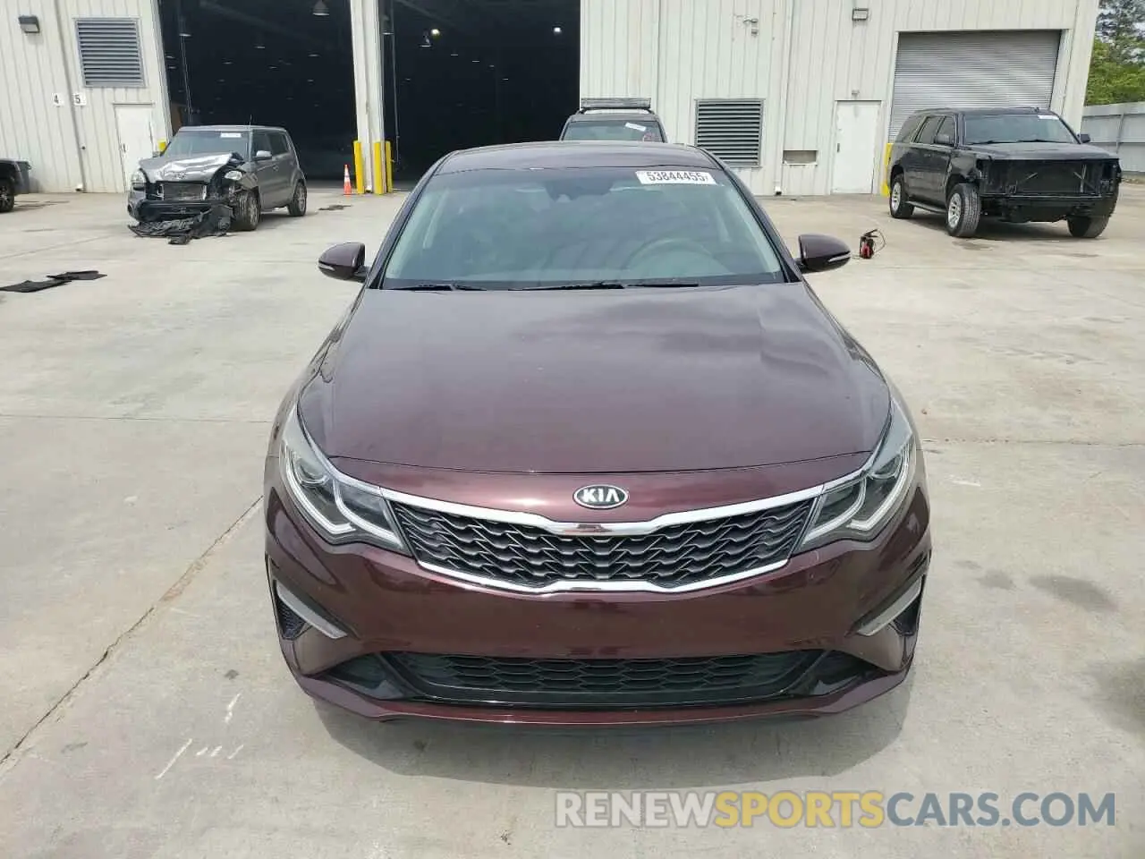 5 Photograph of a damaged car 5XXGT4L38KG281677 KIA OPTIMA 2019