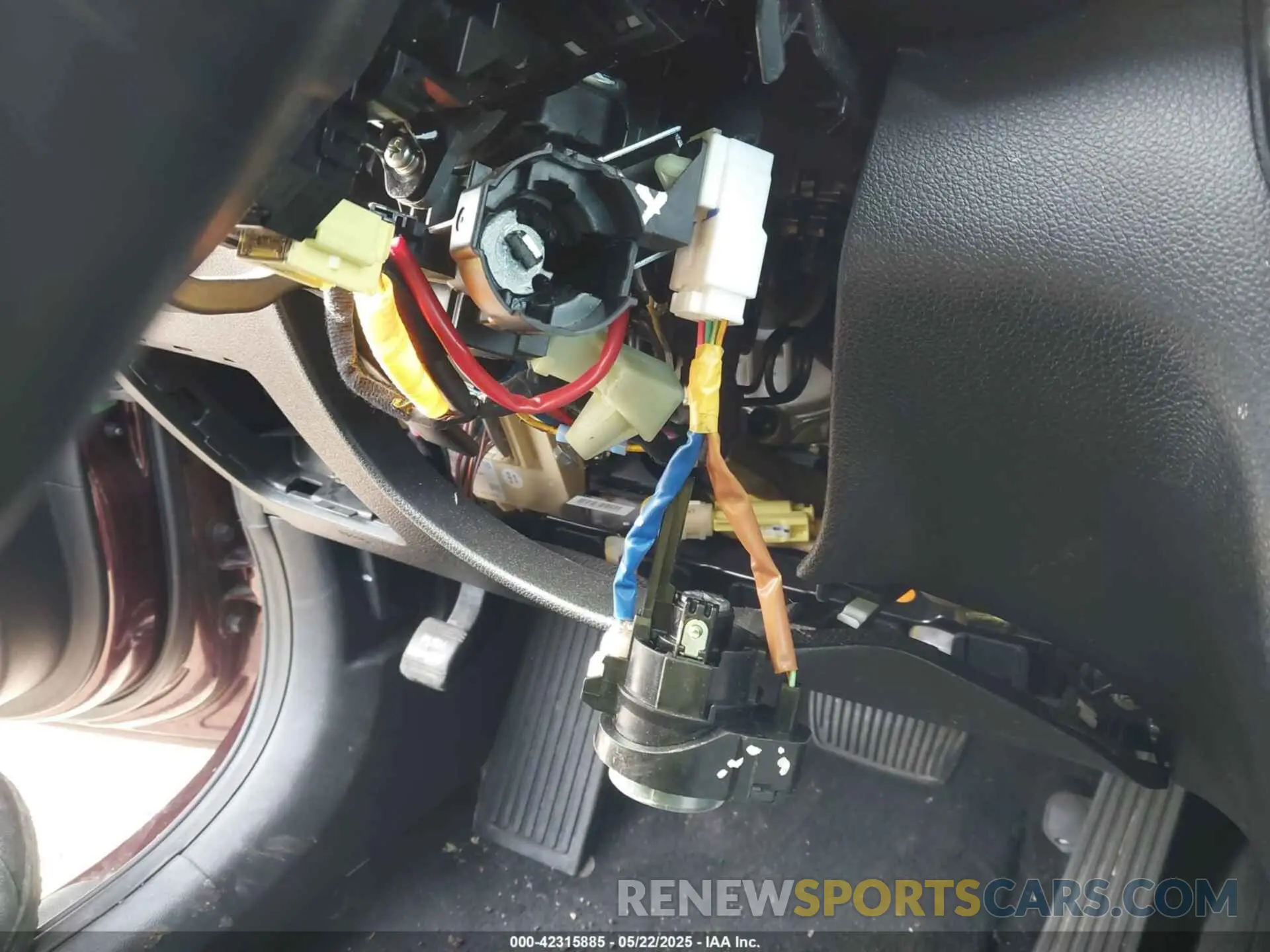 16 Photograph of a damaged car 5XXGT4L38KG300261 KIA OPTIMA 2019