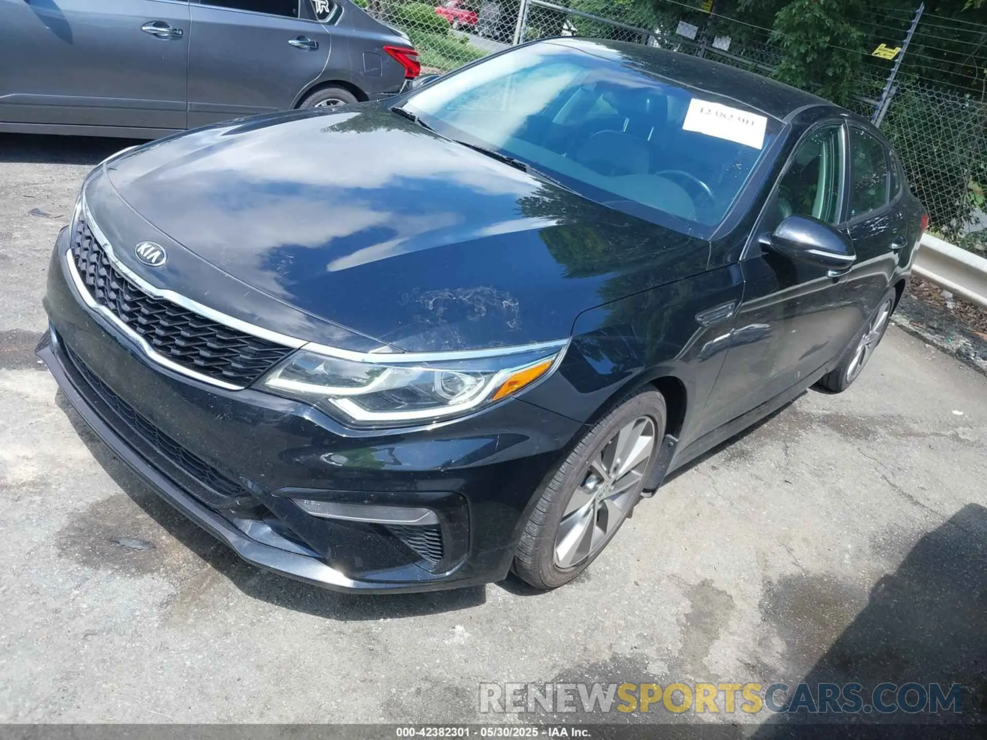 2 Photograph of a damaged car 5XXGT4L38KG303595 KIA OPTIMA 2019
