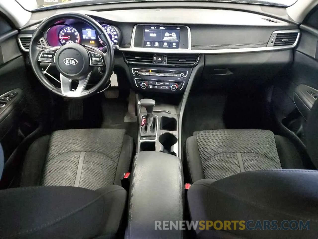 8 Photograph of a damaged car 5XXGT4L38KG303757 KIA OPTIMA 2019