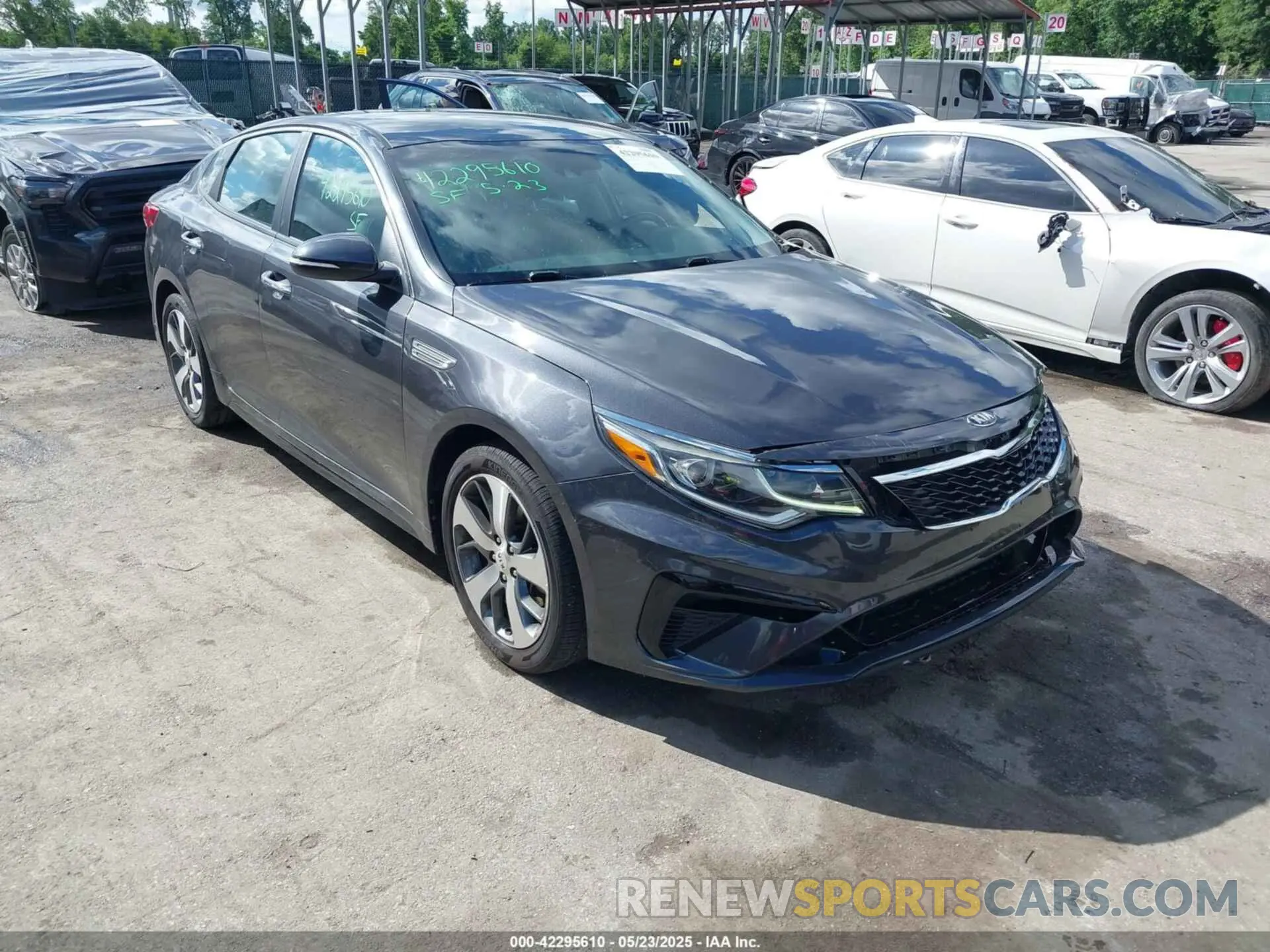1 Photograph of a damaged car 5XXGT4L38KG309347 KIA OPTIMA 2019