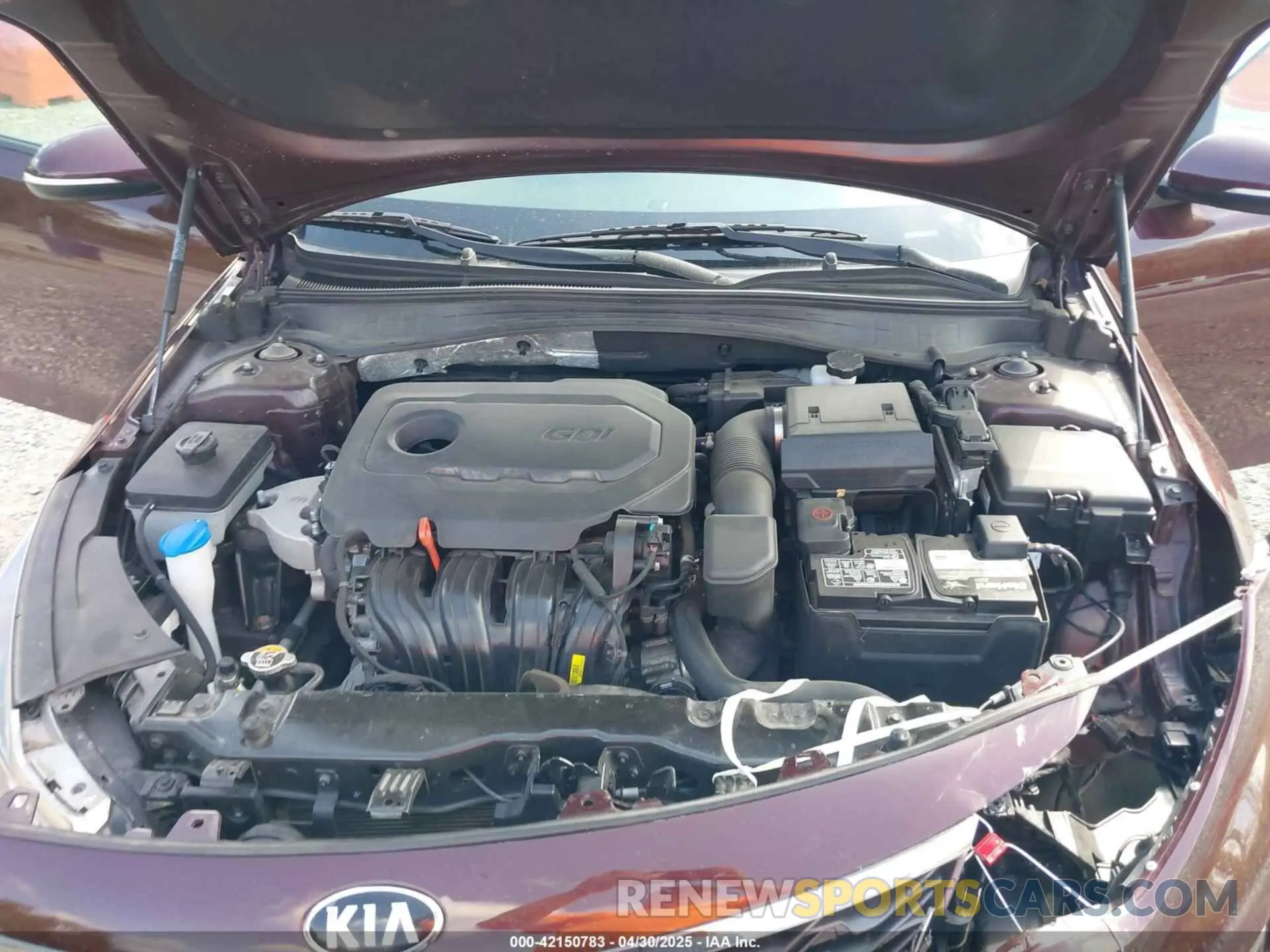 10 Photograph of a damaged car 5XXGT4L38KG320364 KIA OPTIMA 2019