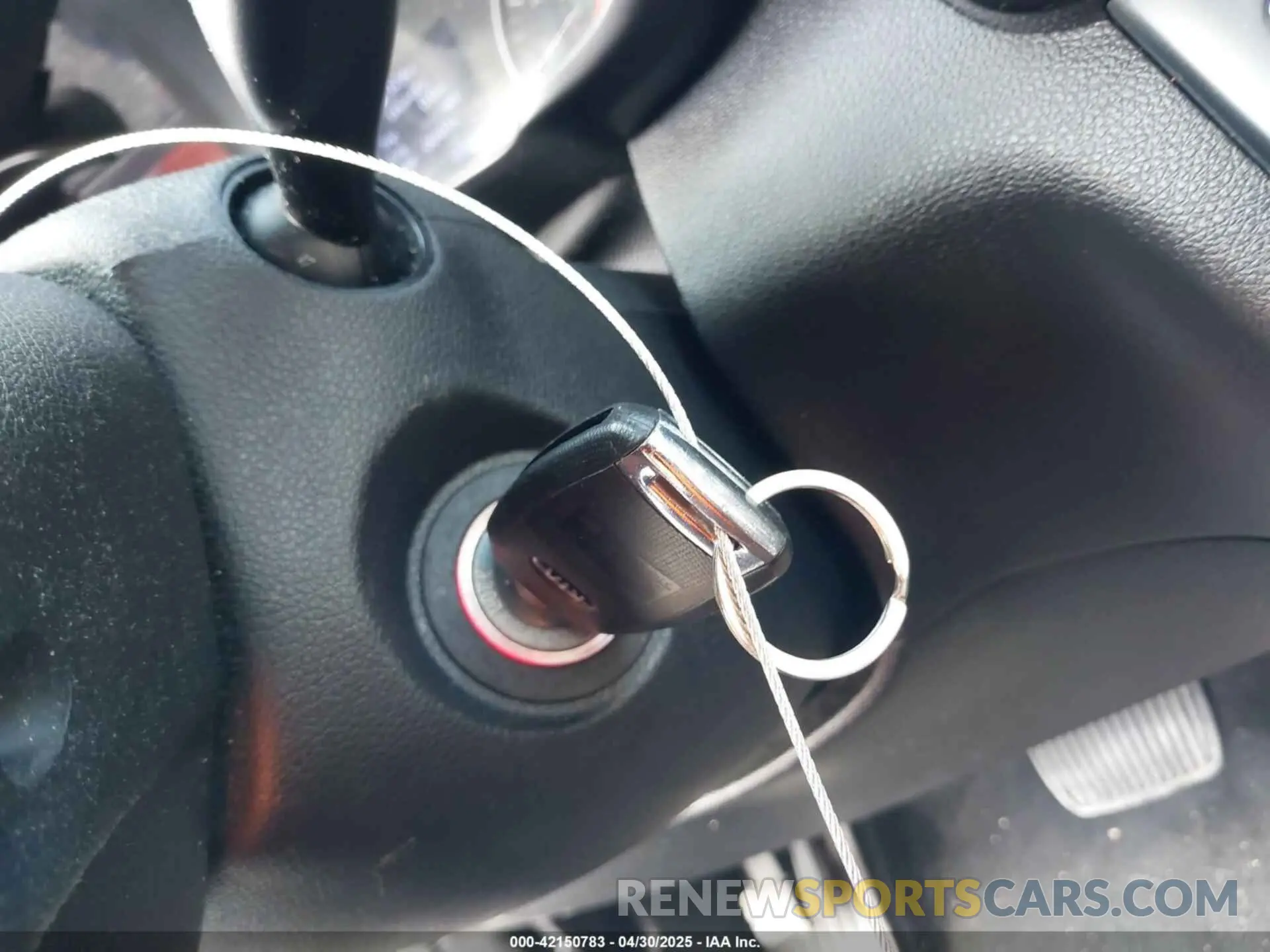 11 Photograph of a damaged car 5XXGT4L38KG320364 KIA OPTIMA 2019