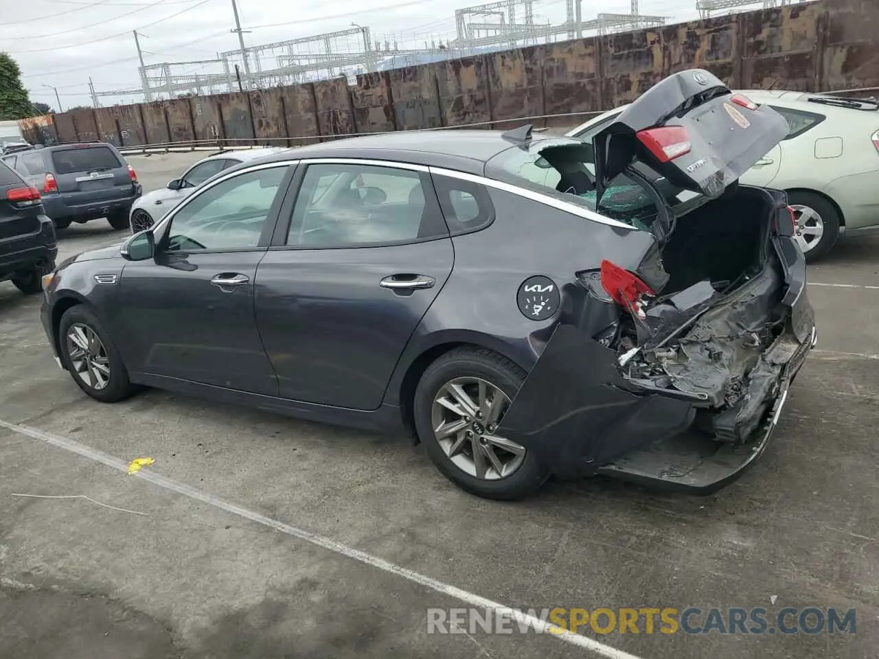 2 Photograph of a damaged car 5XXGT4L38KG327847 KIA OPTIMA 2019
