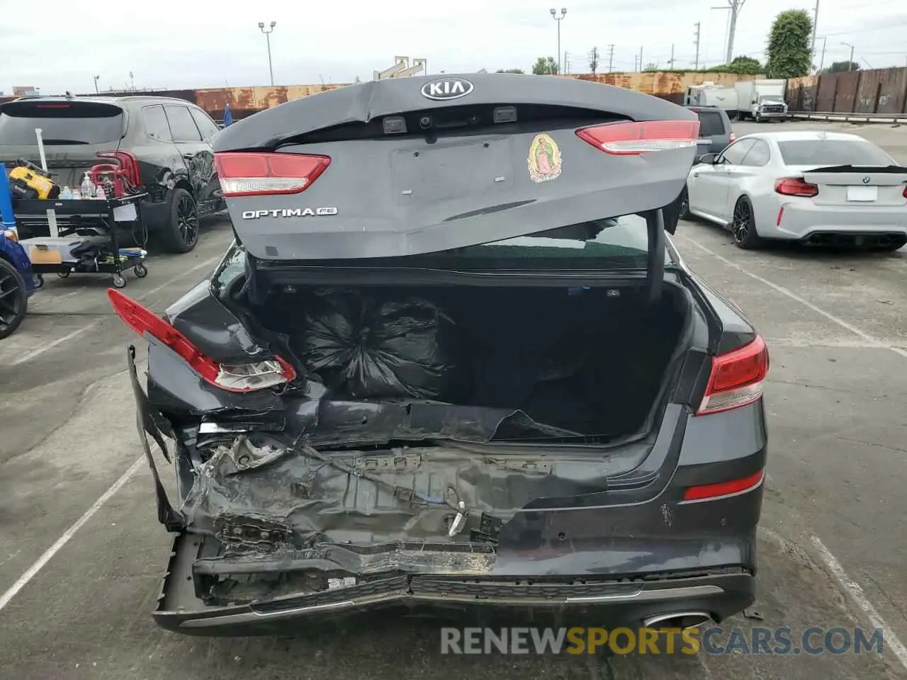 6 Photograph of a damaged car 5XXGT4L38KG327847 KIA OPTIMA 2019