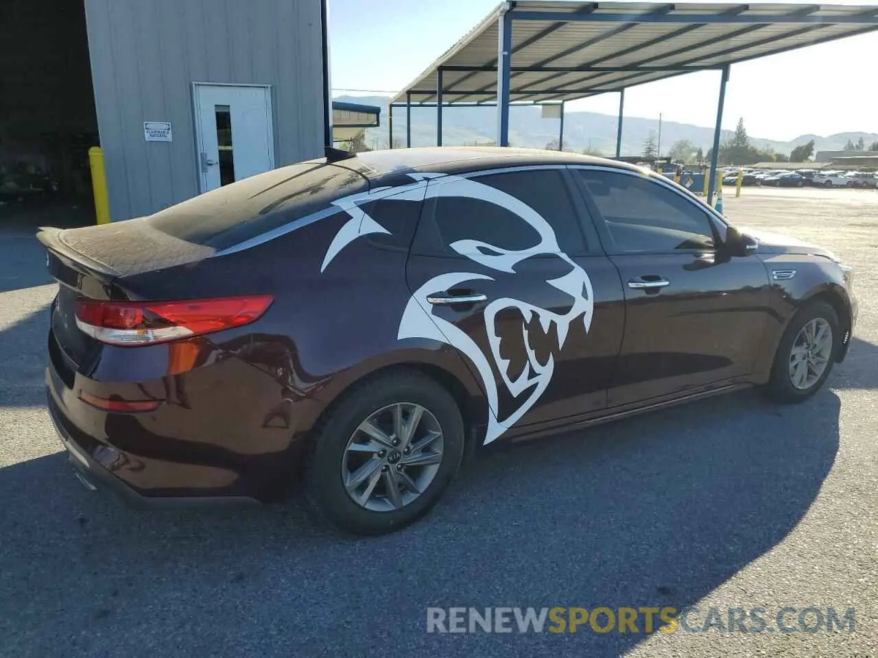 3 Photograph of a damaged car 5XXGT4L38KG333602 KIA OPTIMA 2019