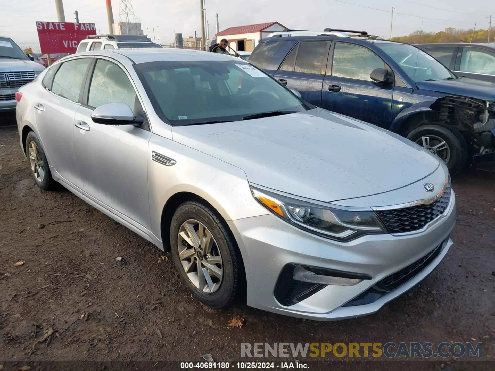 1 Photograph of a damaged car 5XXGT4L38KG340839 KIA OPTIMA 2019