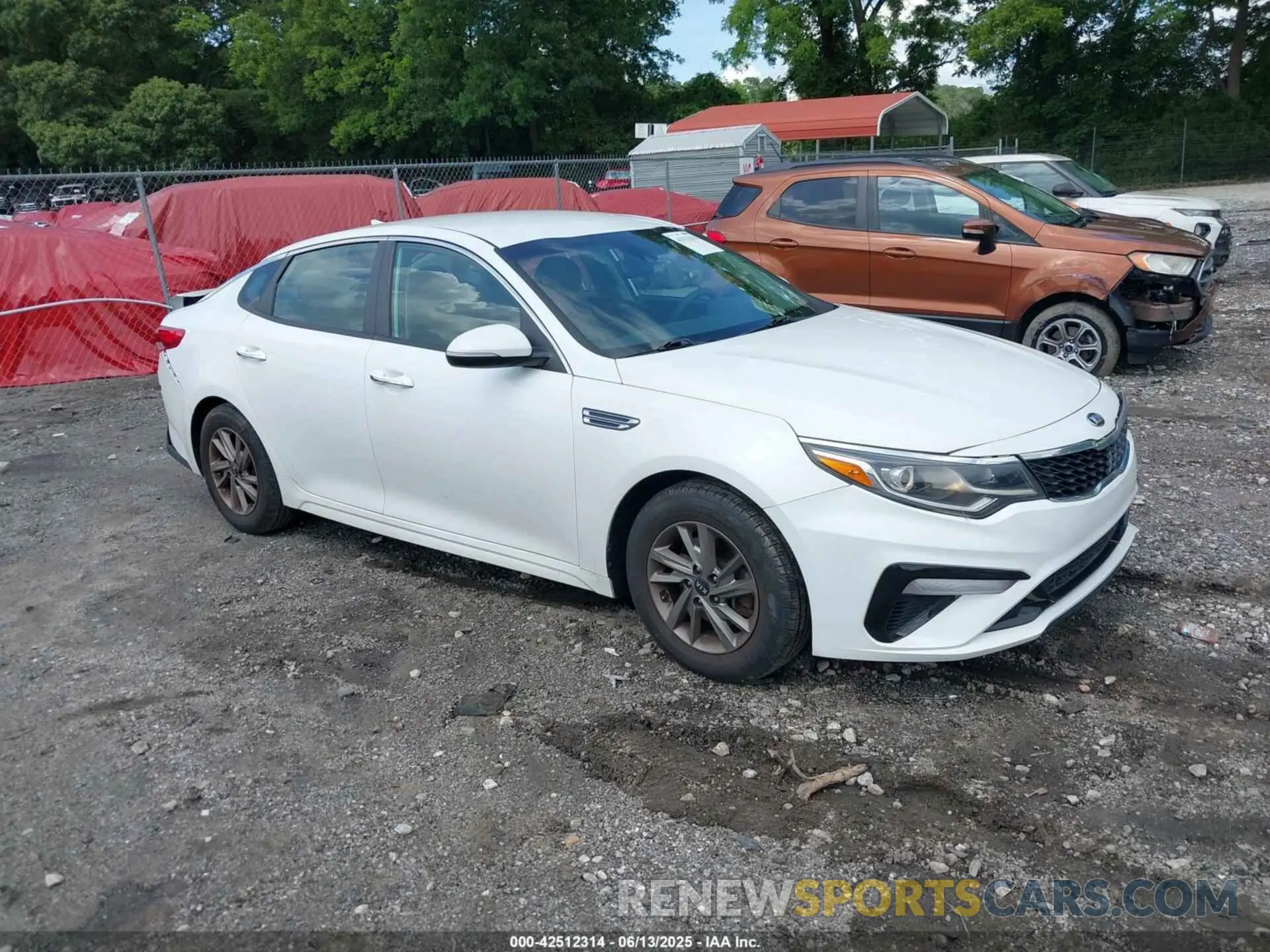 1 Photograph of a damaged car 5XXGT4L38KG346026 KIA OPTIMA 2019