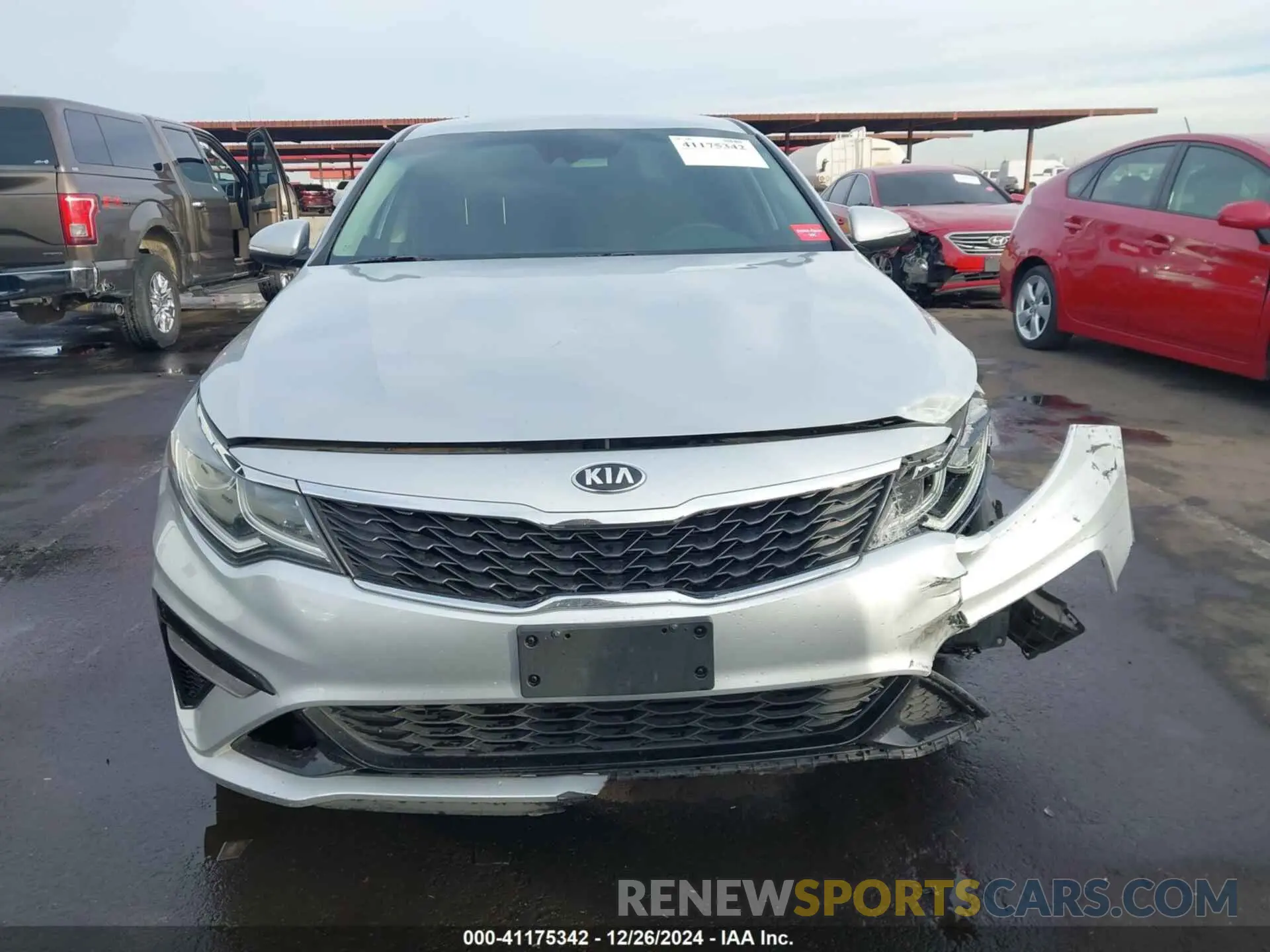 12 Photograph of a damaged car 5XXGT4L38KG347662 KIA OPTIMA 2019