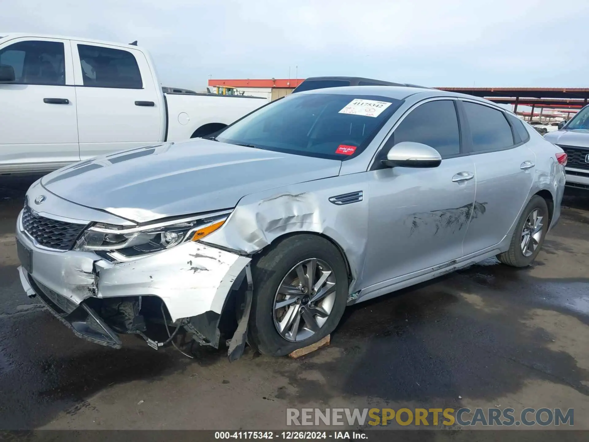 6 Photograph of a damaged car 5XXGT4L38KG347662 KIA OPTIMA 2019