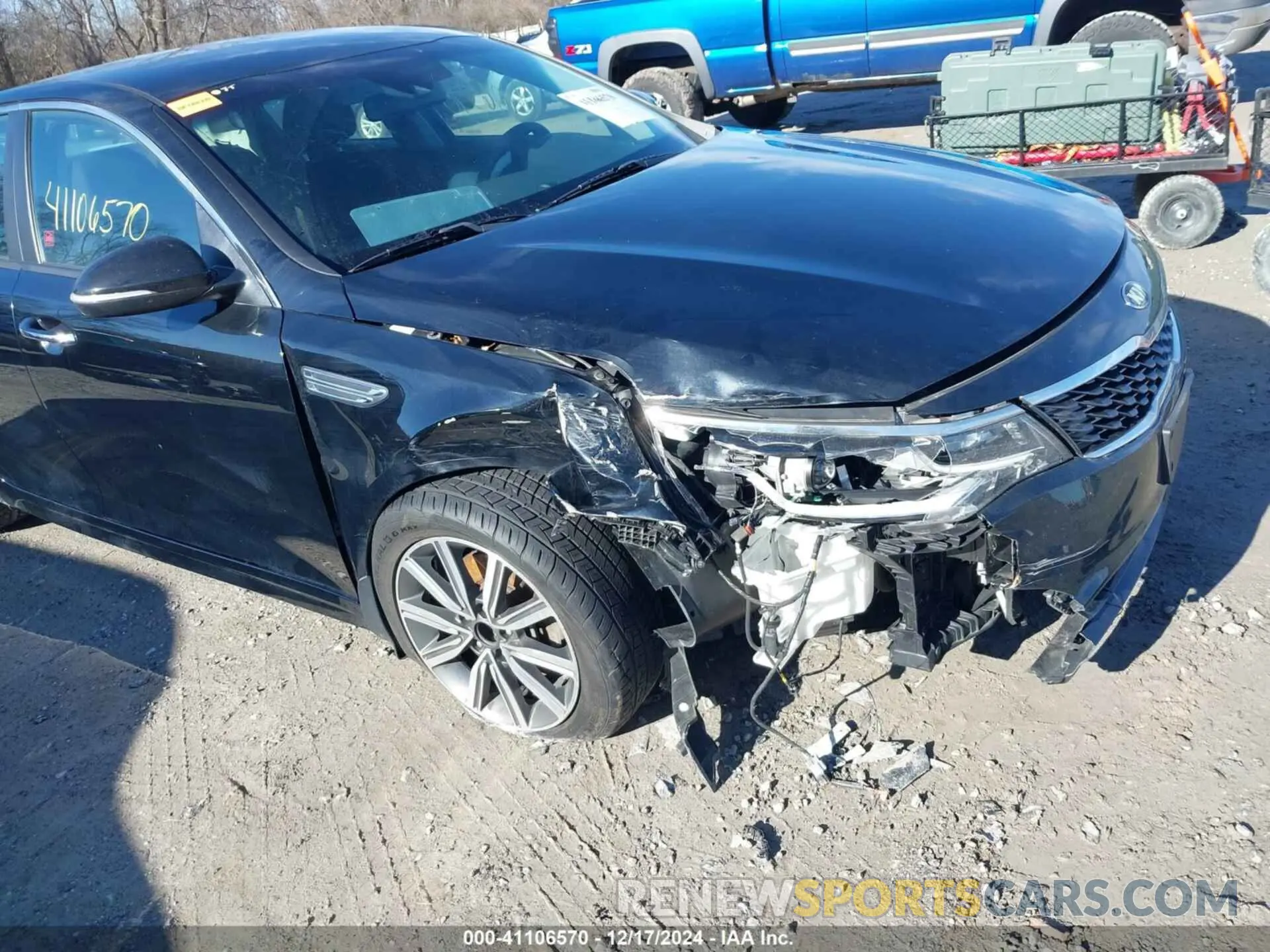 6 Photograph of a damaged car 5XXGT4L38KG351064 KIA OPTIMA 2019