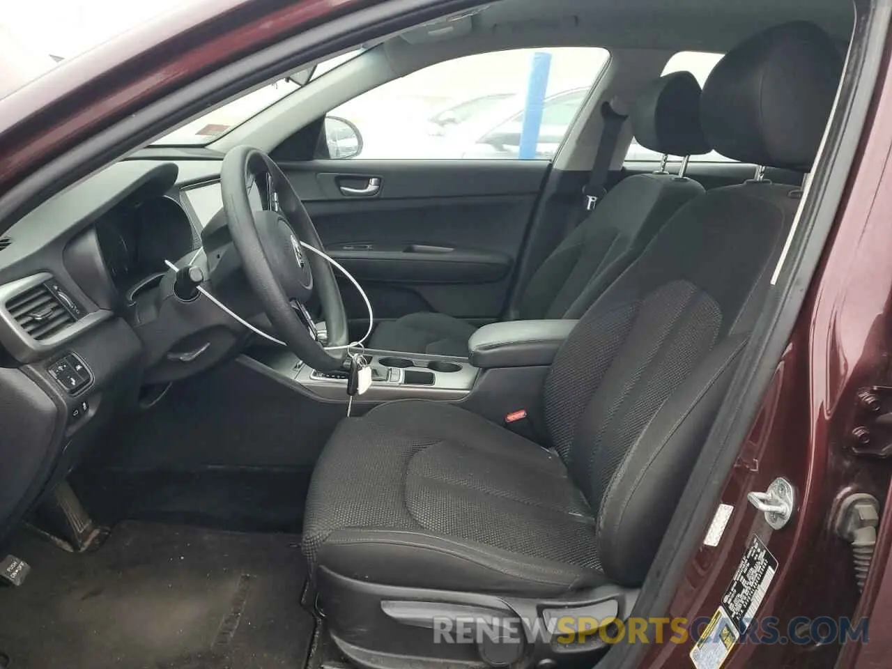 7 Photograph of a damaged car 5XXGT4L38KG359682 KIA OPTIMA 2019