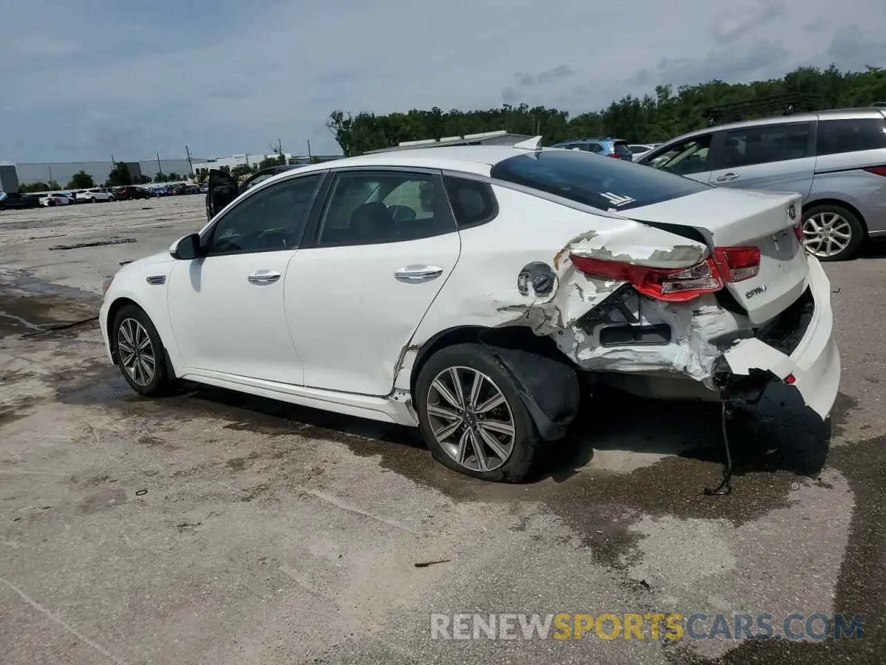 2 Photograph of a damaged car 5XXGT4L38KG361142 KIA OPTIMA 2019