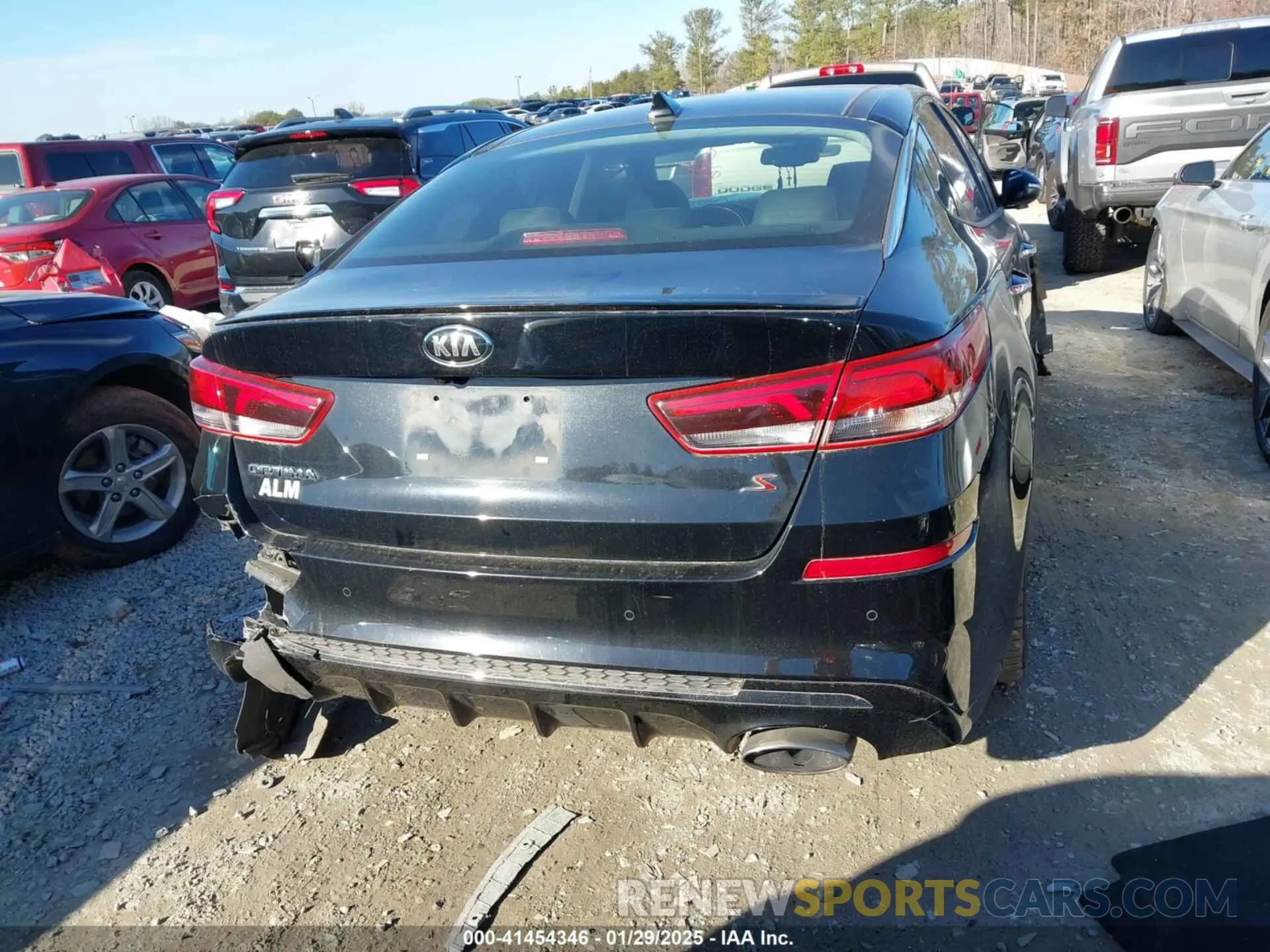 15 Photograph of a damaged car 5XXGT4L38KG361948 KIA OPTIMA 2019